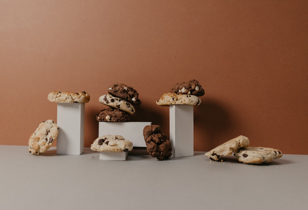 brown and white mushroom figurine