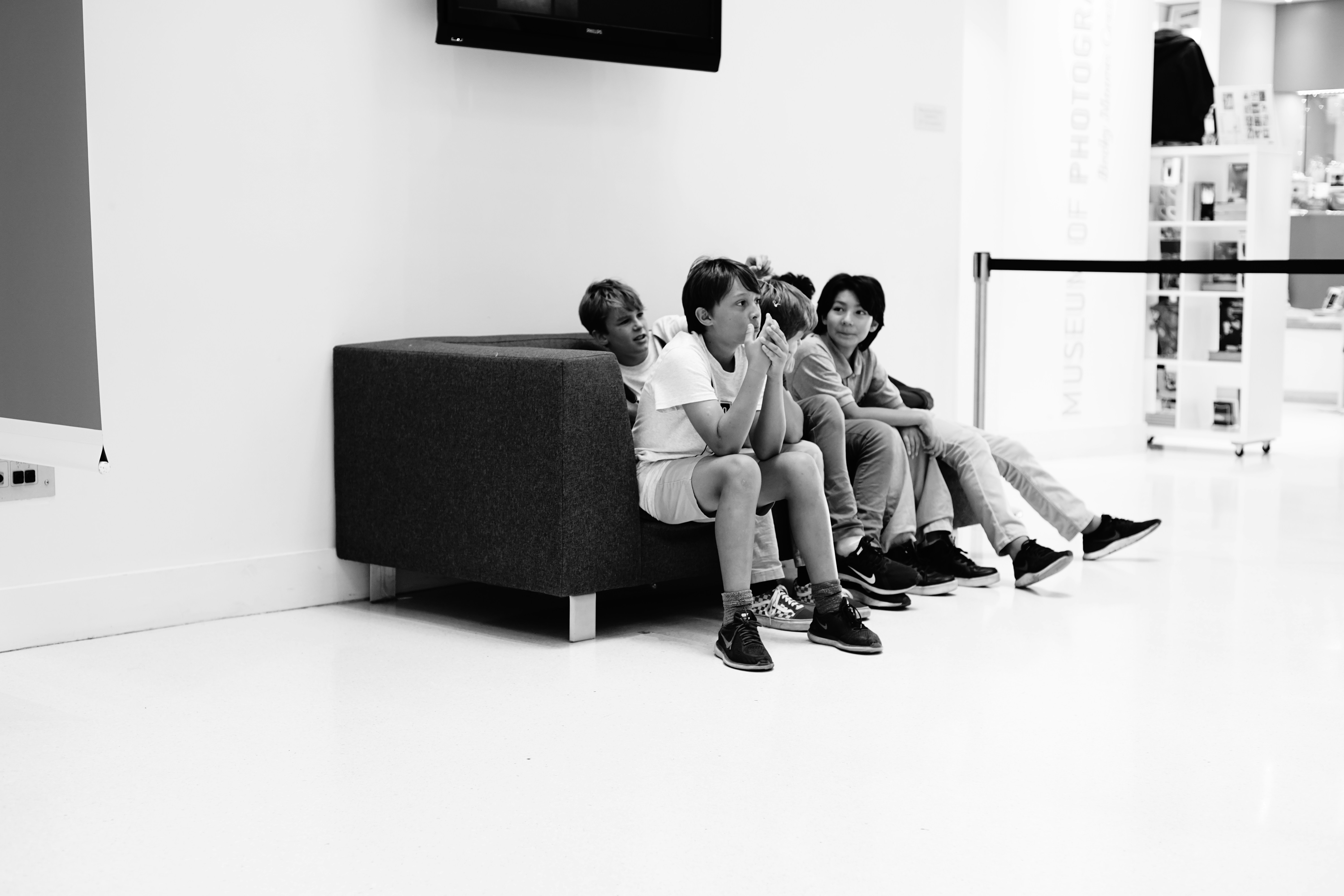 Comfortable group therapy session - long term rehab miami