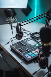 black and silver audio mixer