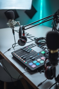 black and silver audio mixer
