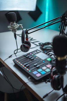 black and silver audio mixer