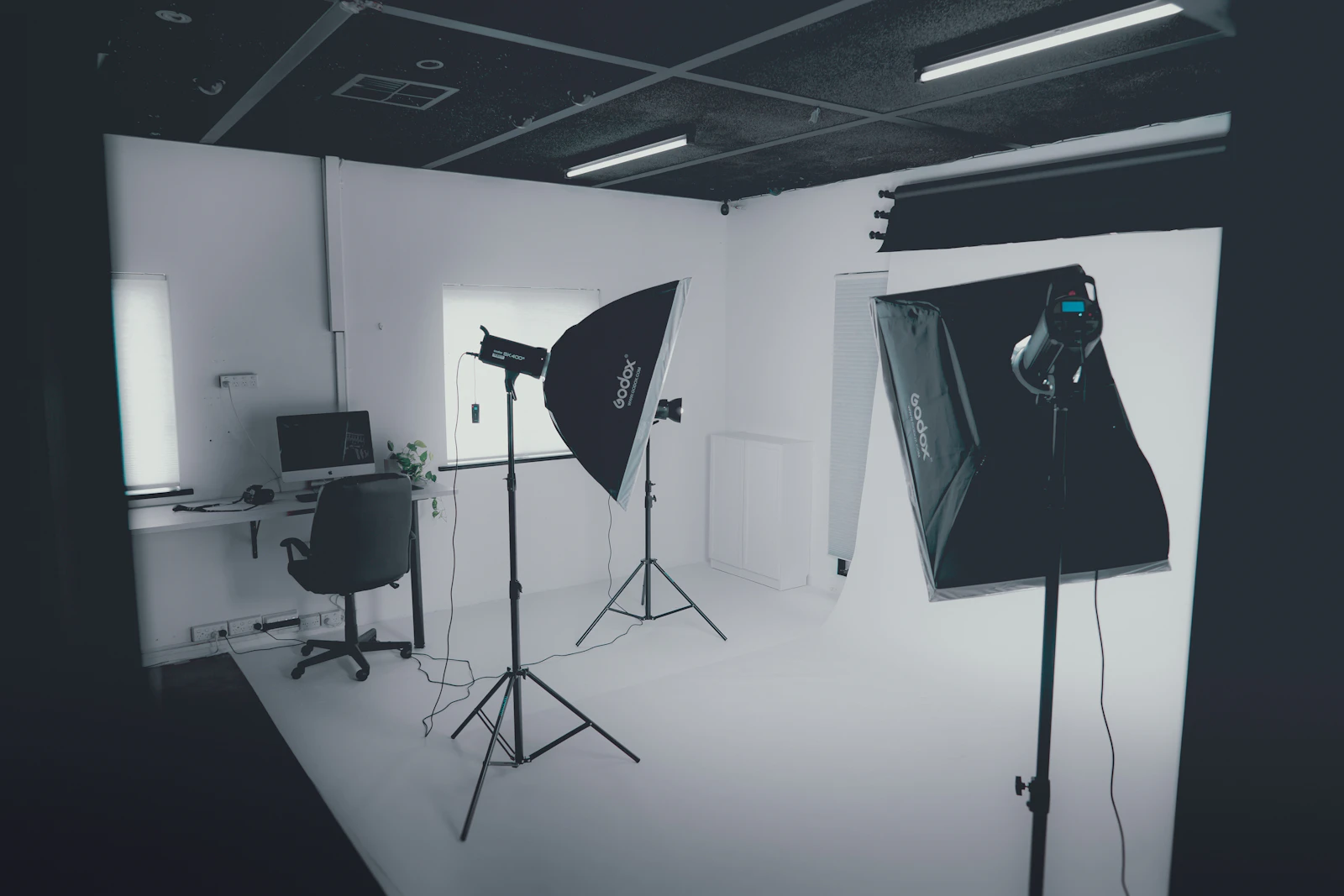 Image Prompts That Work: Composition, Style and Lighting Explained