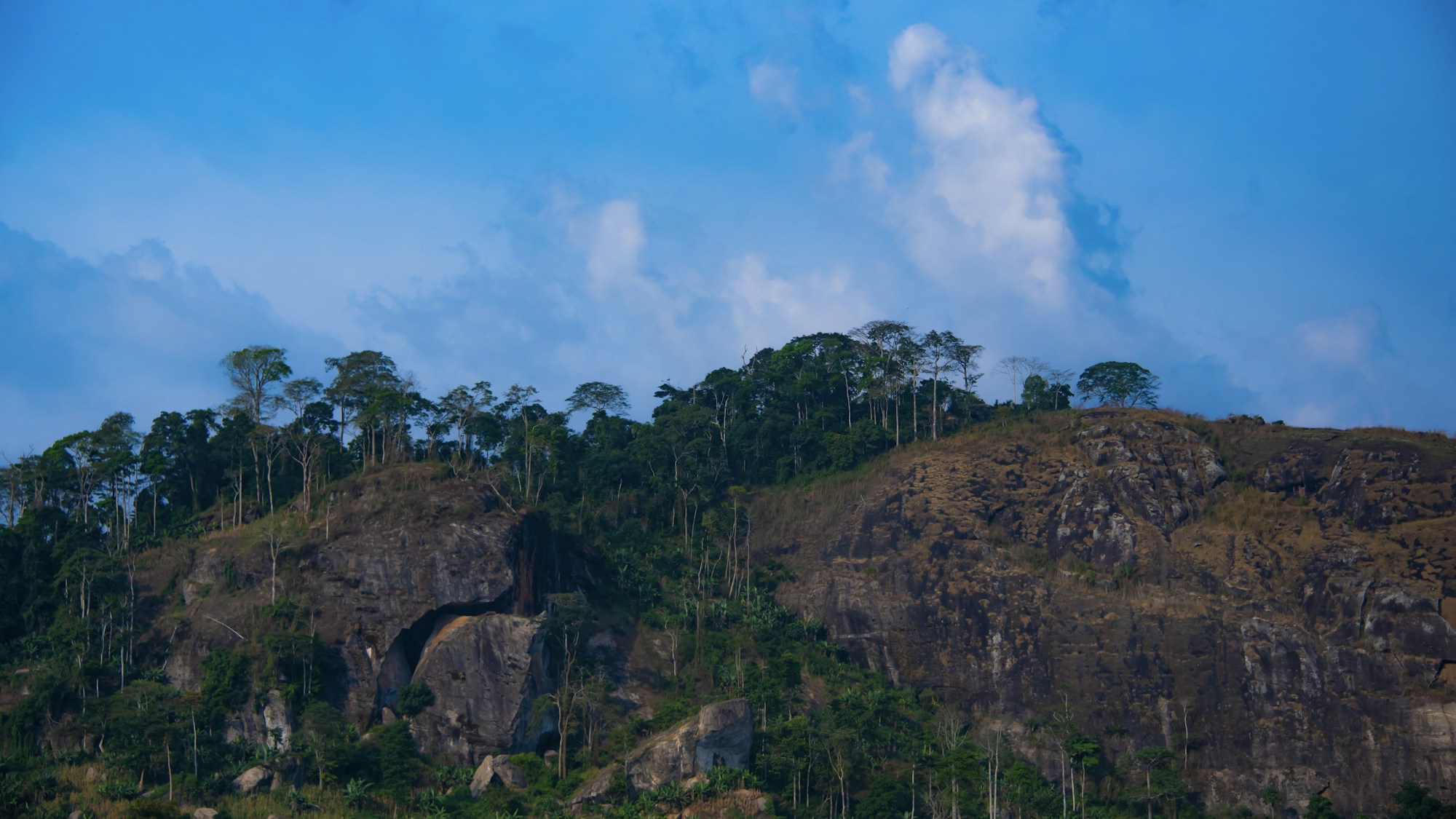 Exploring Cameroon's Authentic Dishes & Traditional Recipes