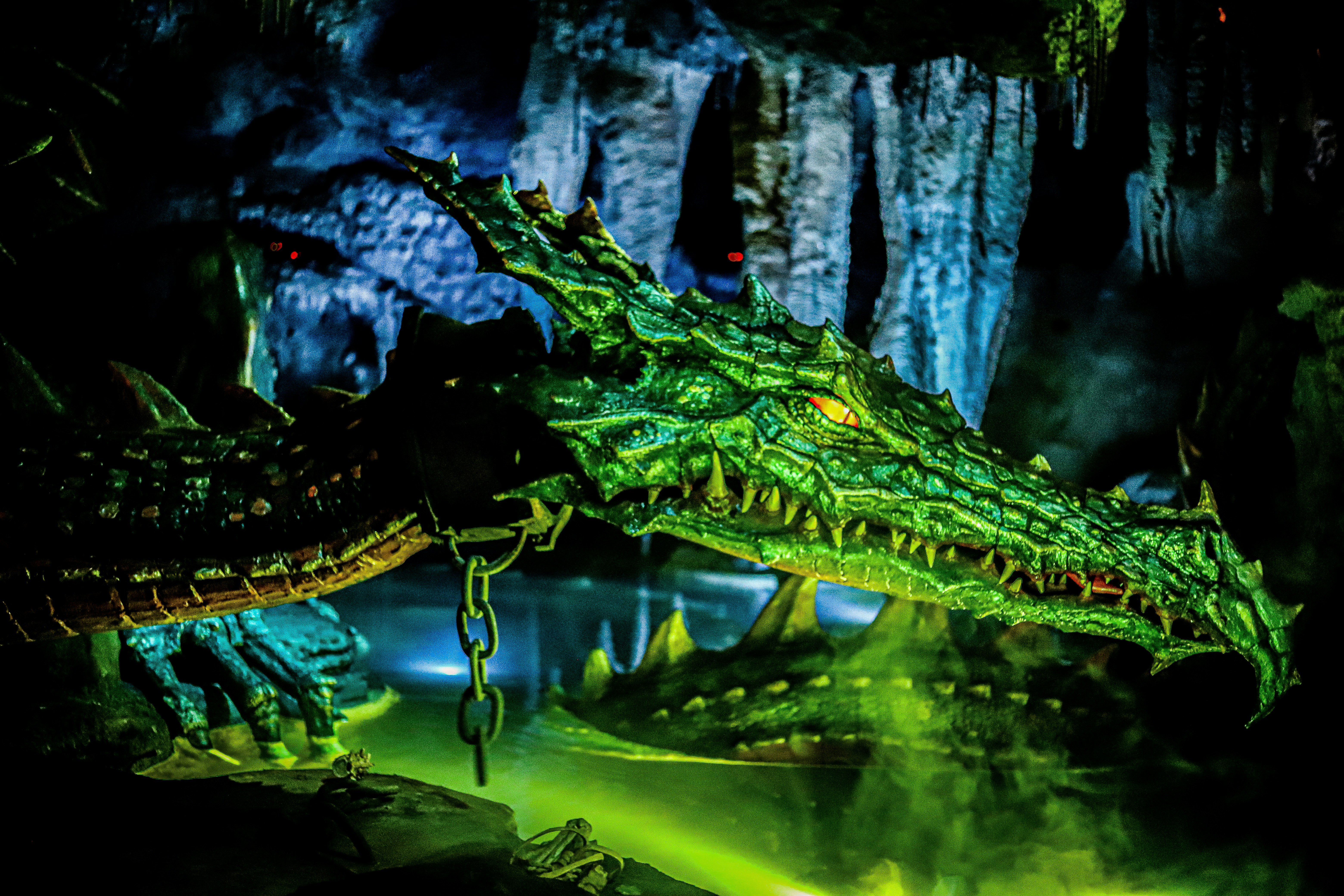 Le Dragon : L’Ennemi de Dieu et de Son Peuple selon l’Apocalypse