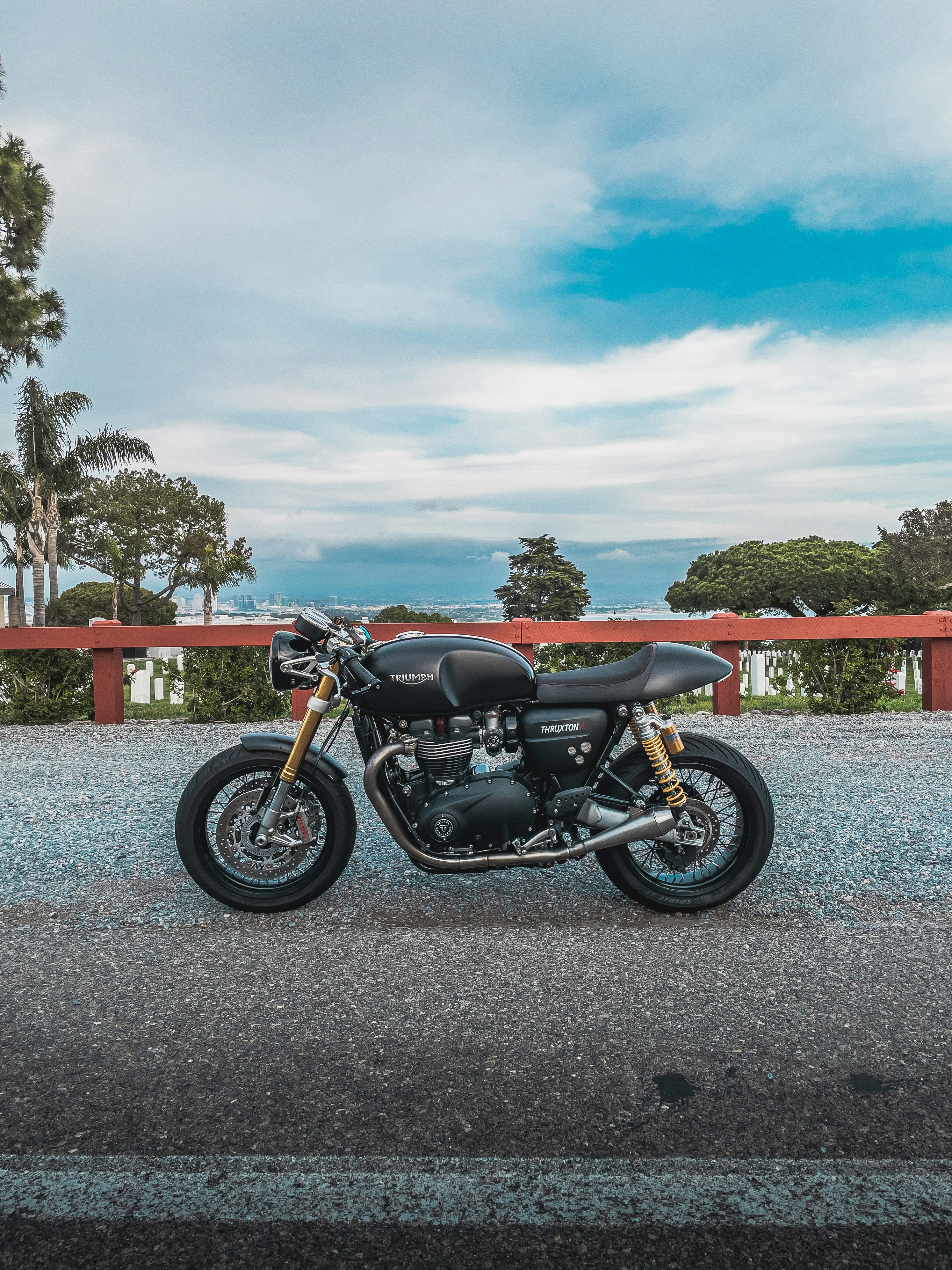 Triumph Thruxton R