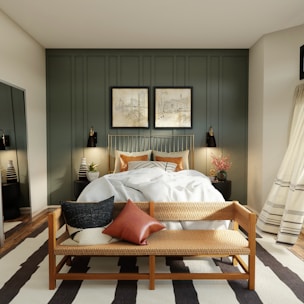 Кафяво дървено легло в стилно обзаведена спалня, Hedgie Wilder Пловдив