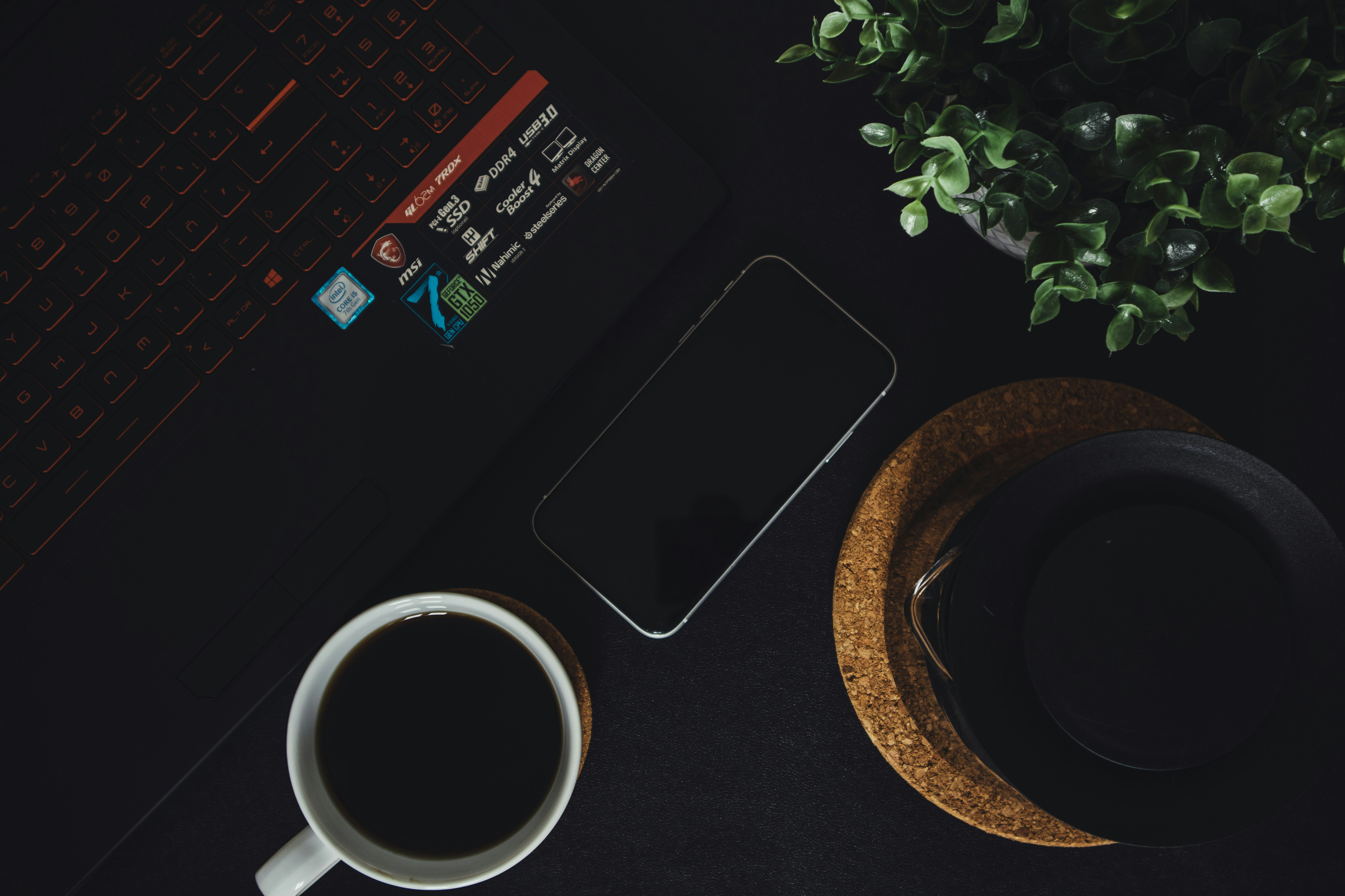 情報提供サービス事業