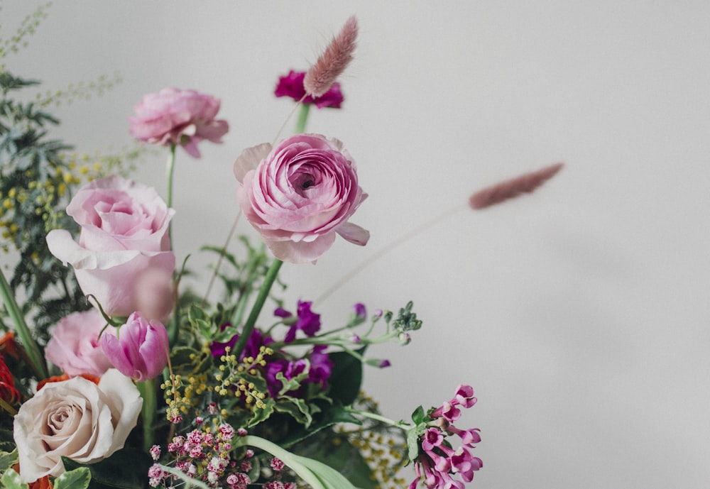 pink roses and white babys breath flowers