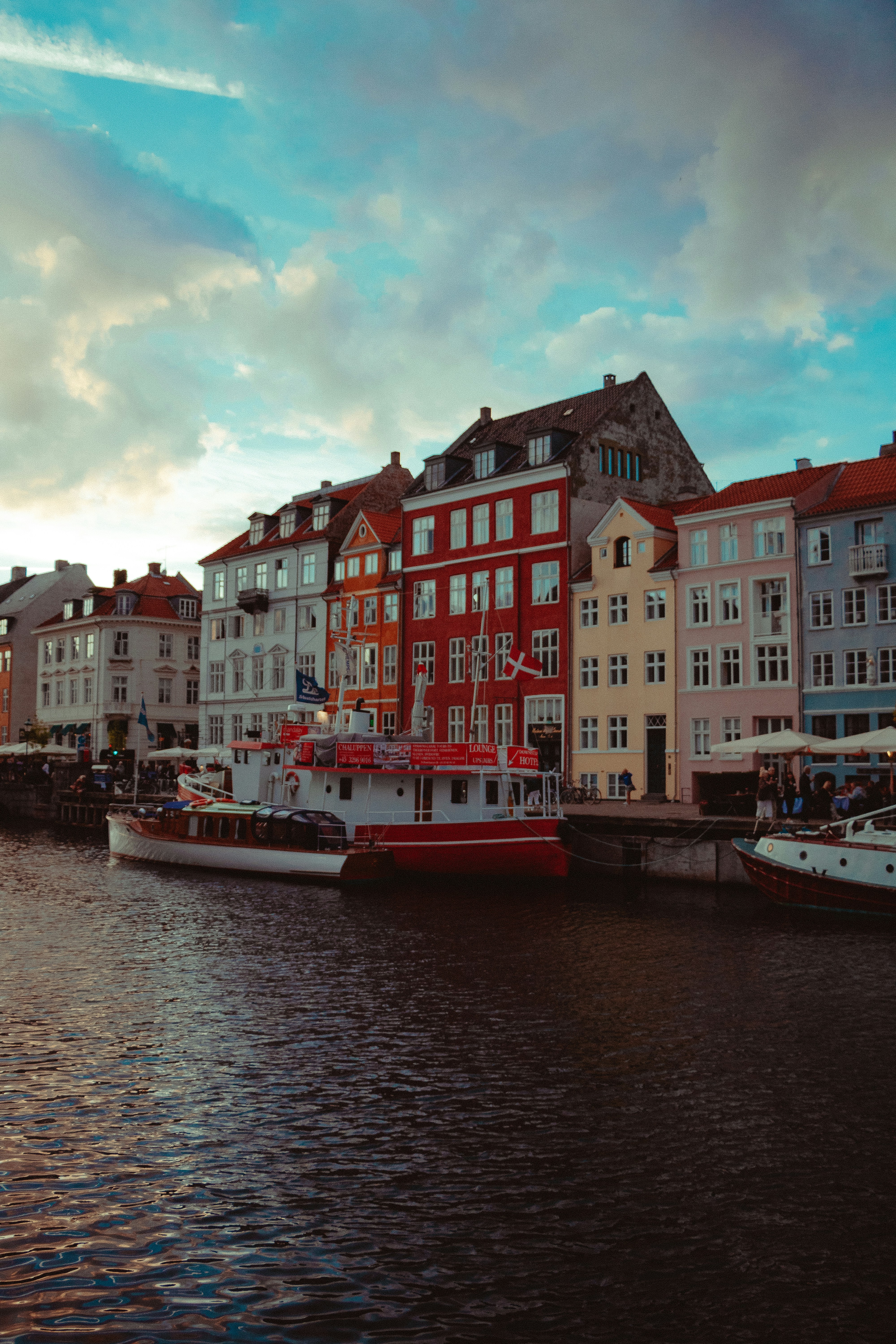 Photo by andreaferrario