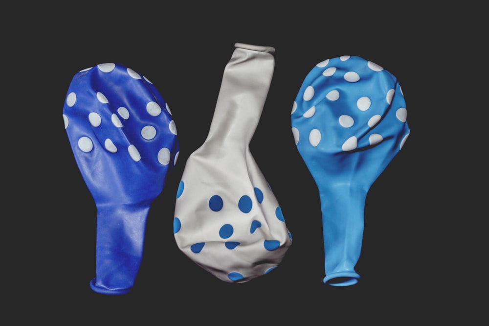 blue and white polka dot balloon