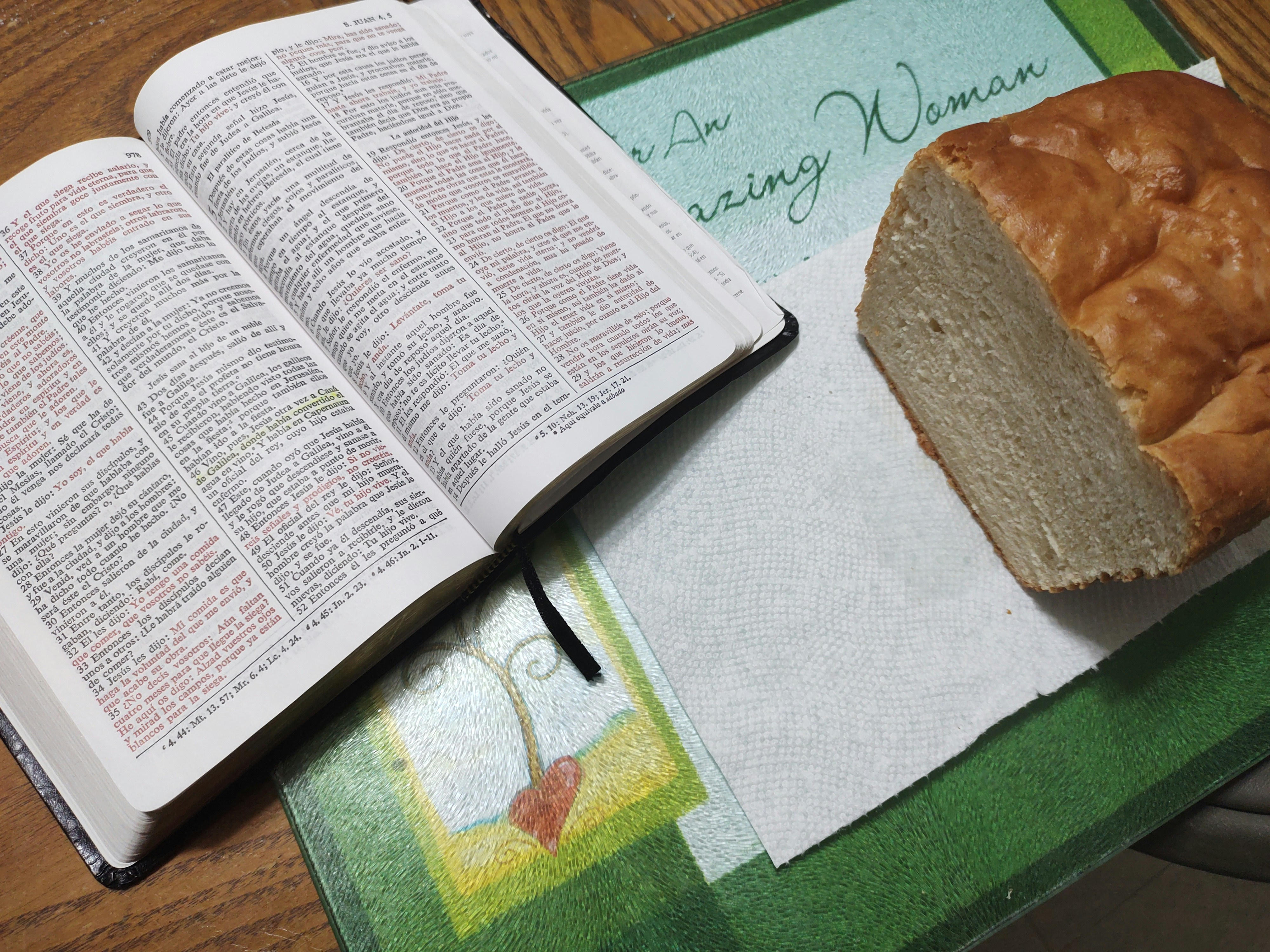 La Biblia Reina Valera 1960 de Estudio para Mujeres: Una Herramienta Esencial