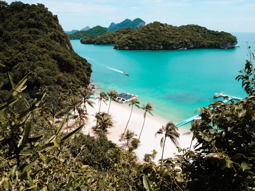 Koh Samui vs Phuket