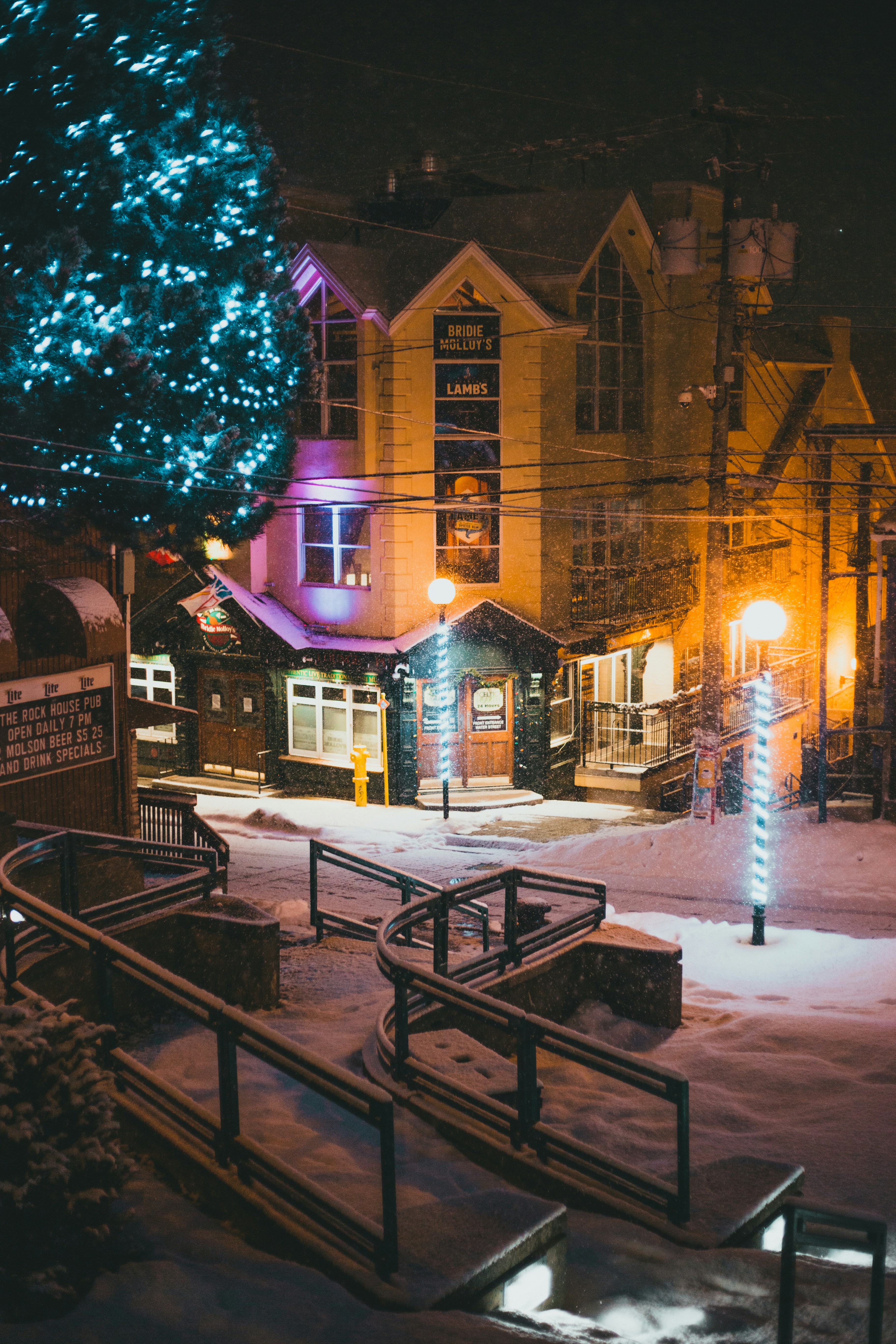 Photo by introspectivedsgn