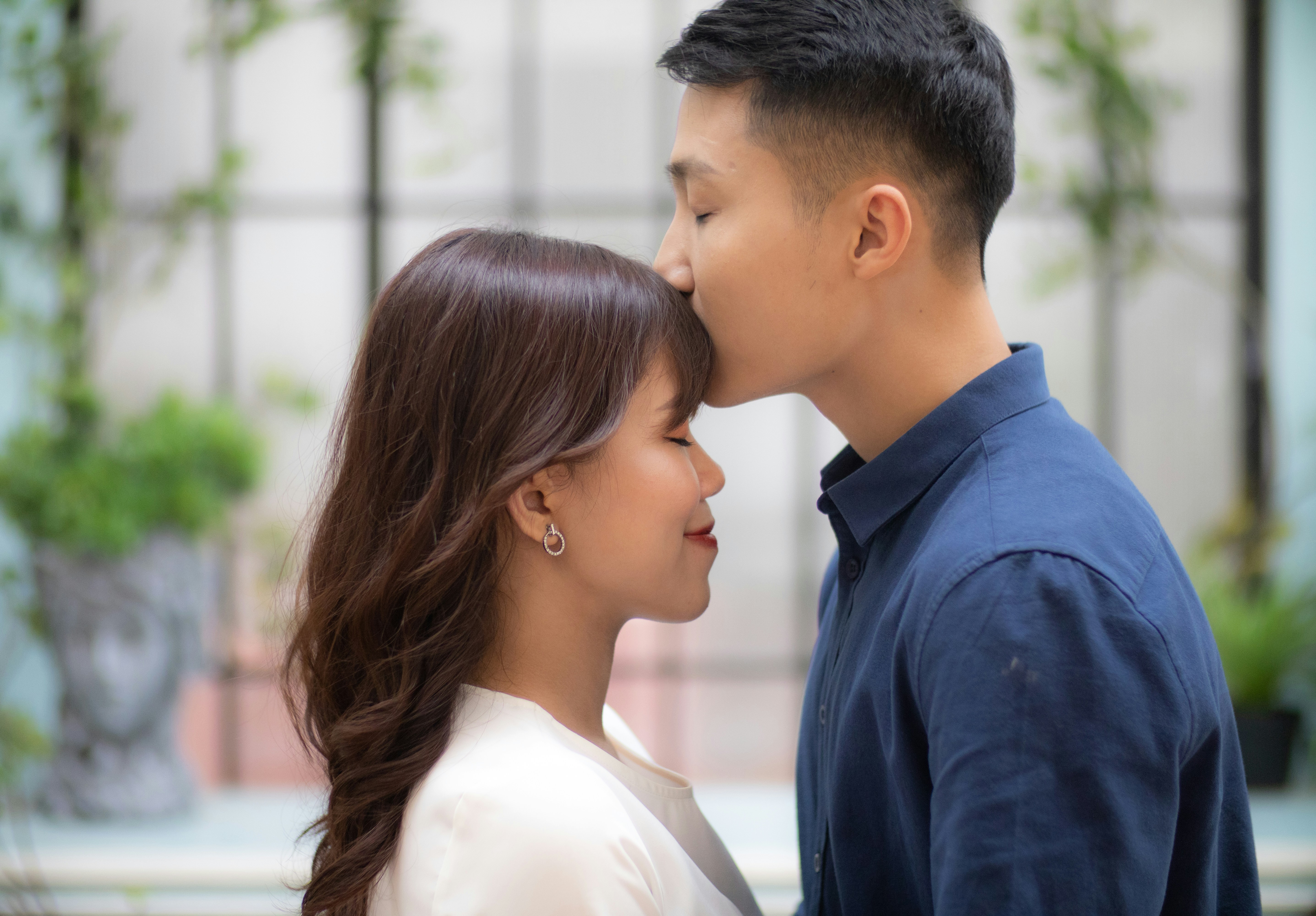 Kissing scene