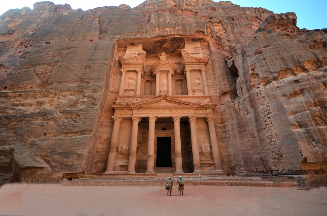 Bucket List Destinations: 10 Must-See Places to Visit - Petra, Jord… — Bucket List Destinations
