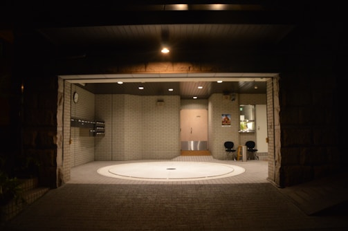 An inviting reception area of a mailing office.