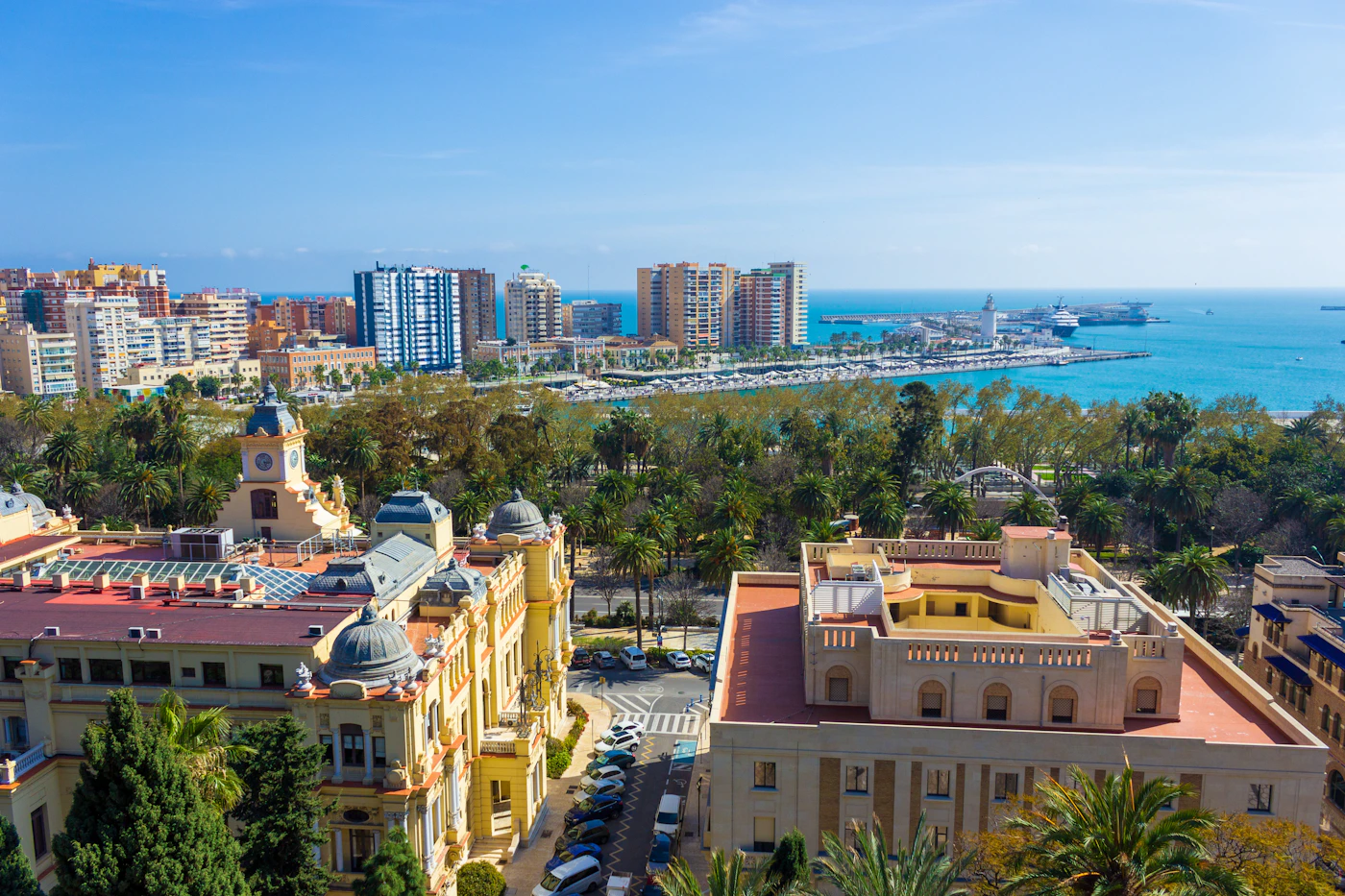 Vue panoramique de Malaga et de son littoral