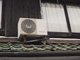 white and gray box fan