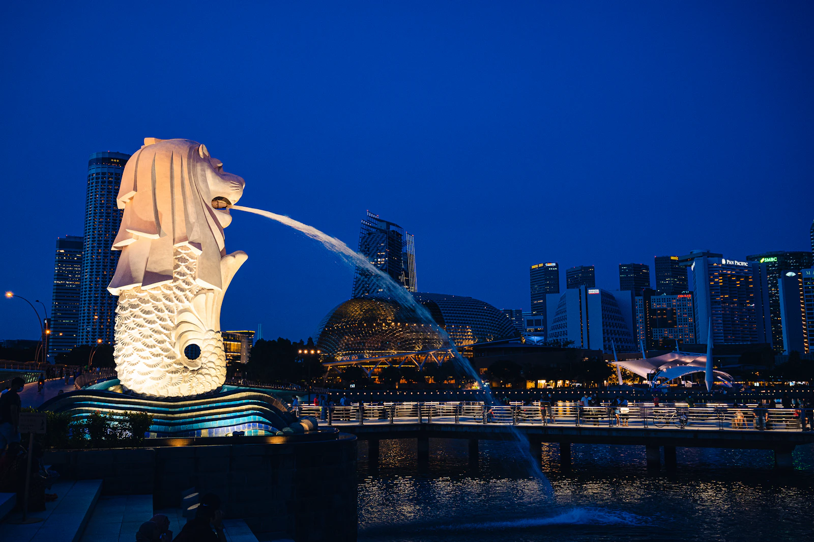 COMO Metropolitan Singapore: COTE Steakhouse and Cédric Grolet