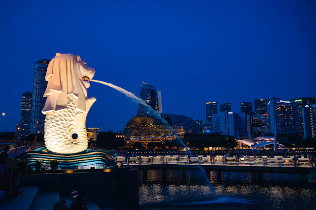 Clarke Quay Budget Travel: 5-Day Backpacking Guide