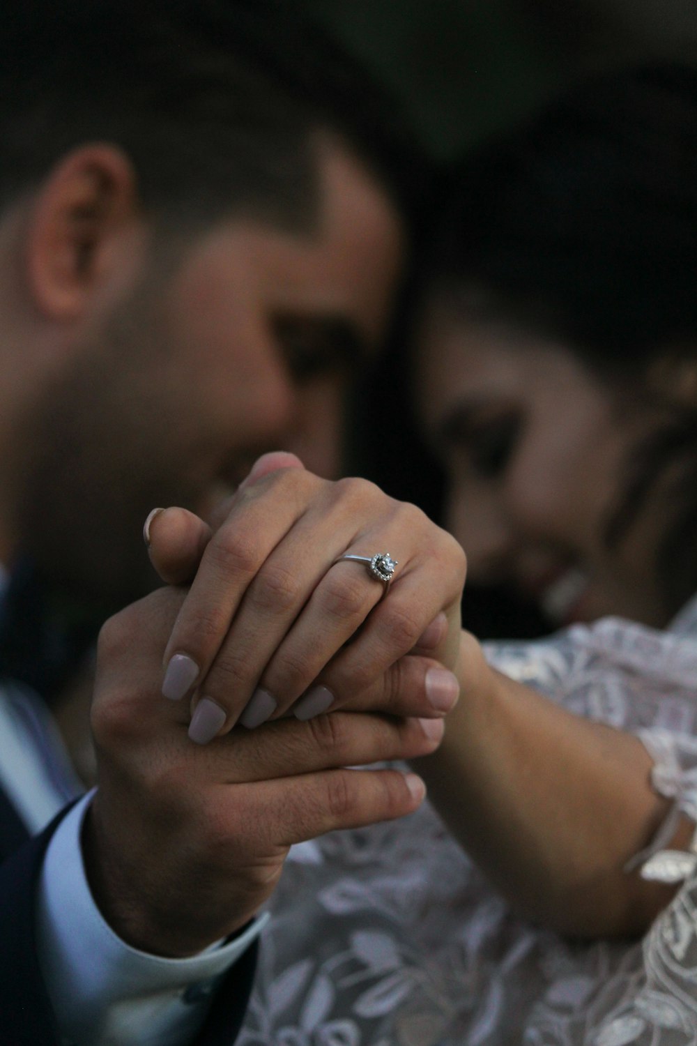 100 Couple Holding Hands Pictures Download Free Images On Unsplash