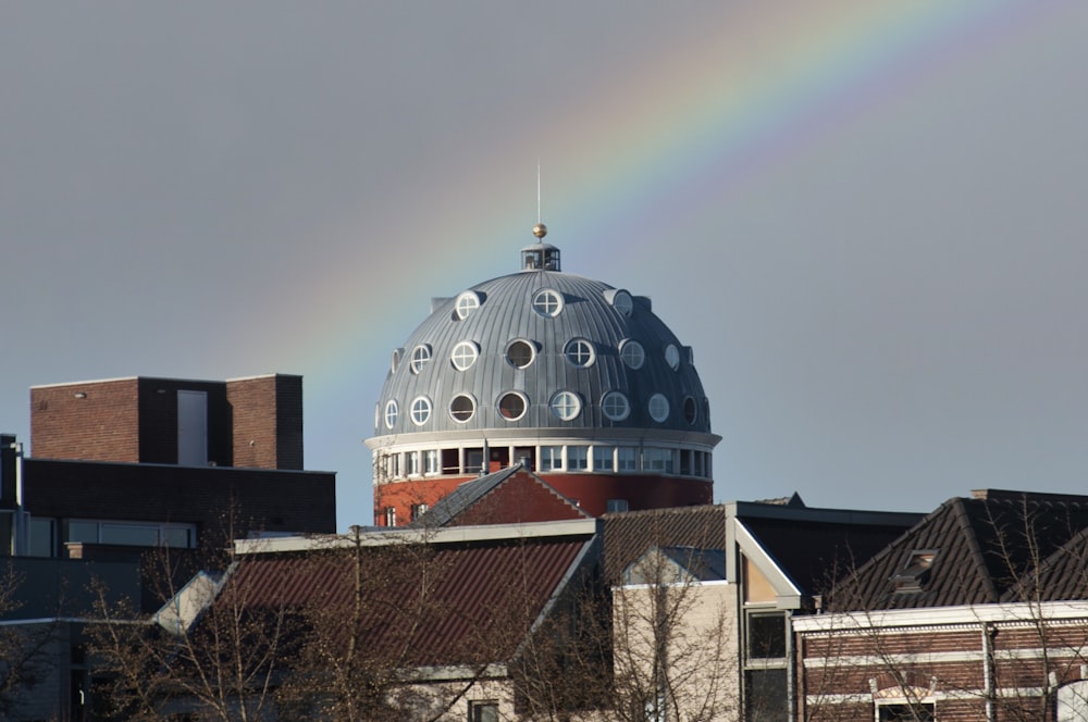 brown and white dome building