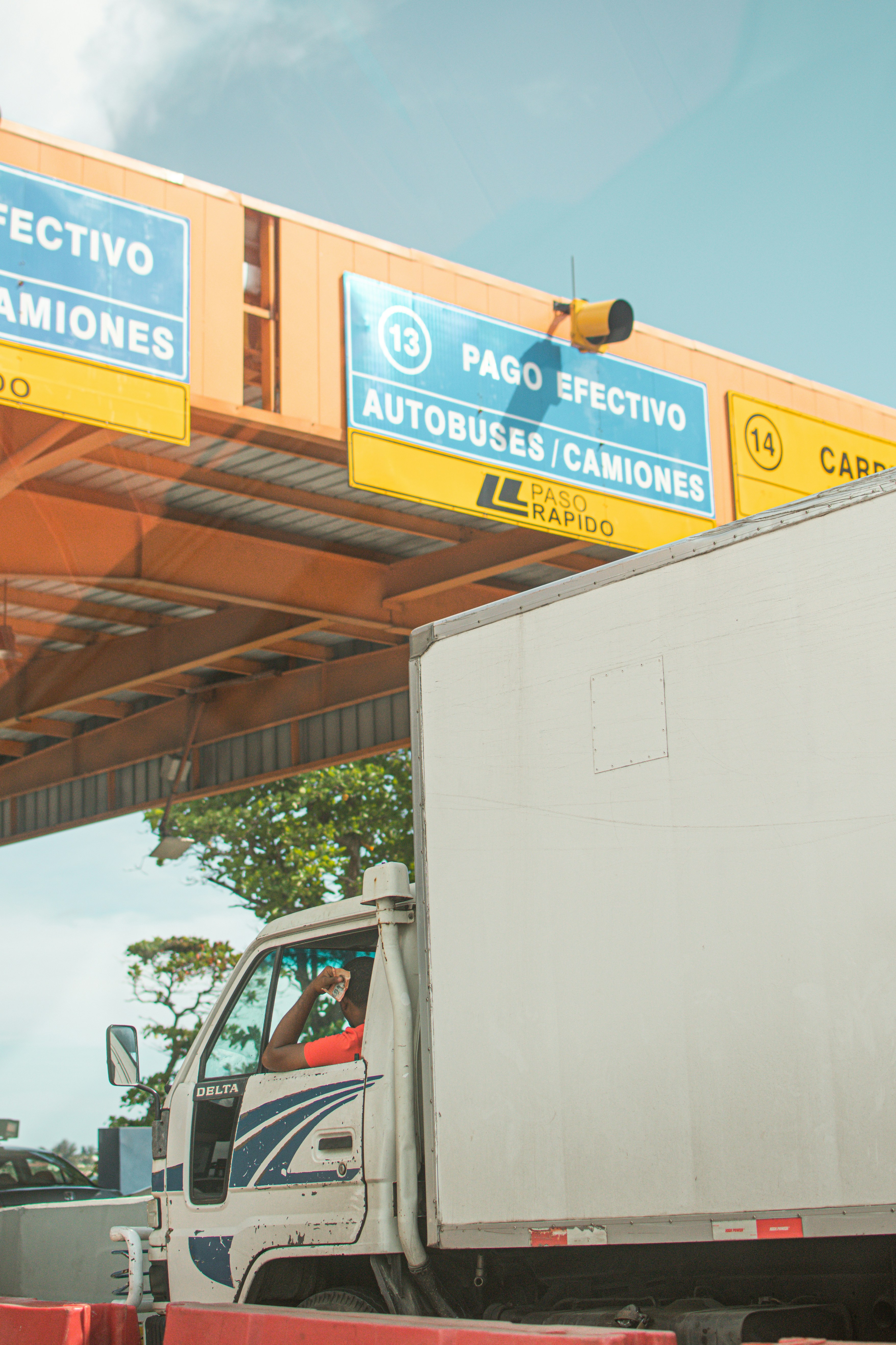 ¿Reemplazar la facturación manual con la automatización apoya la transformación digital ecoamigable?