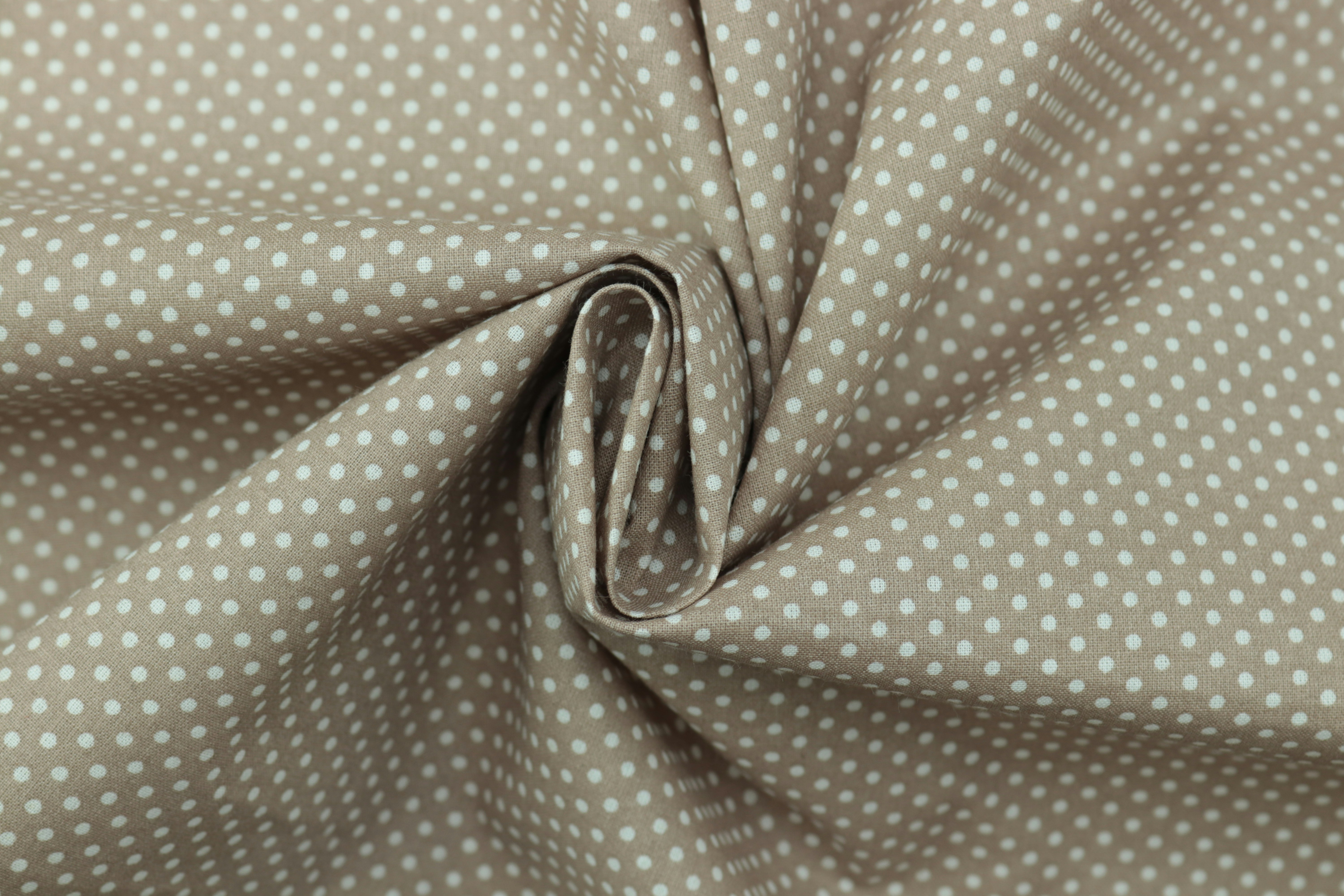 Uncomfortable dress fabric