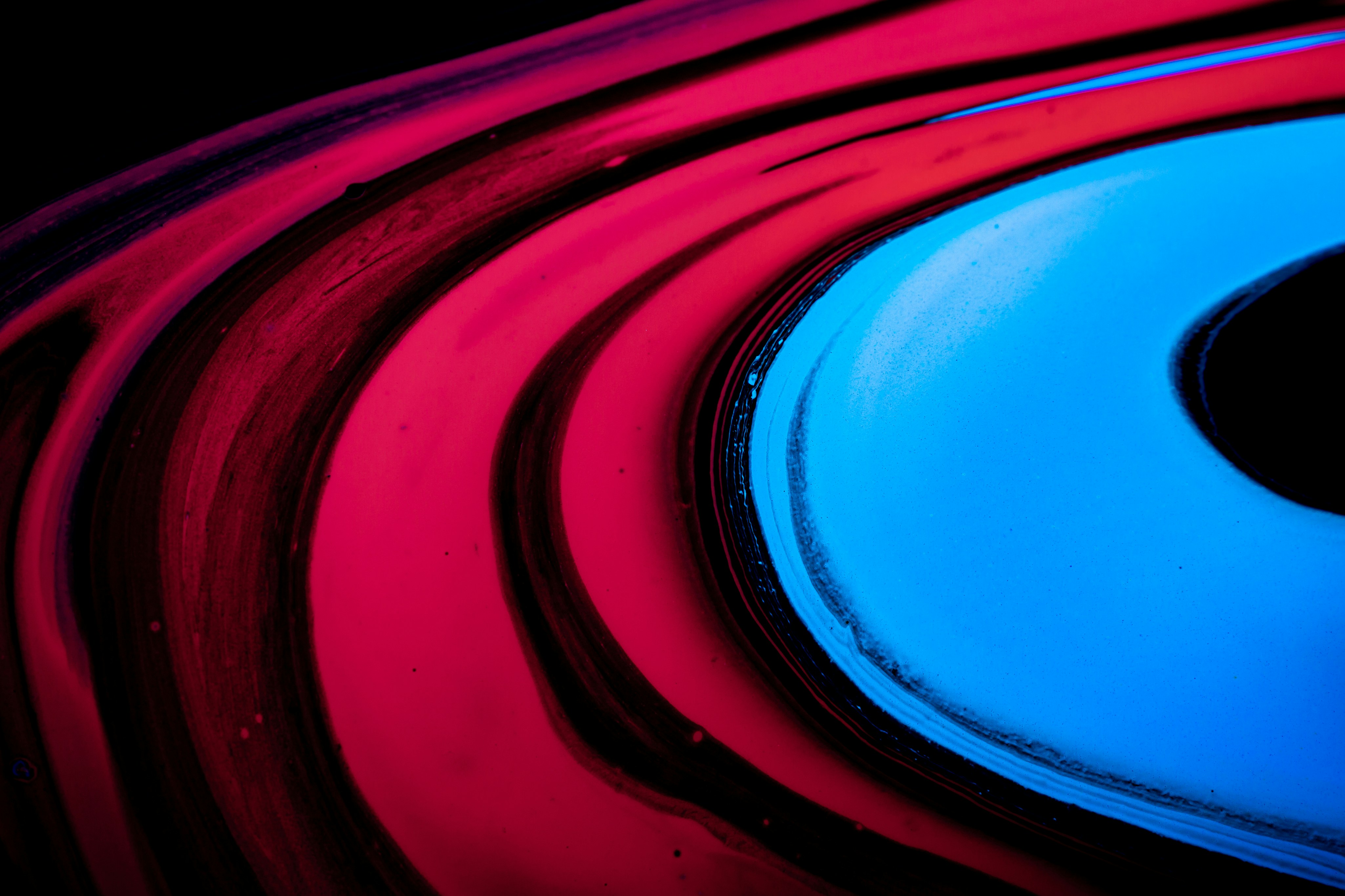 Photo by solenfeyissa