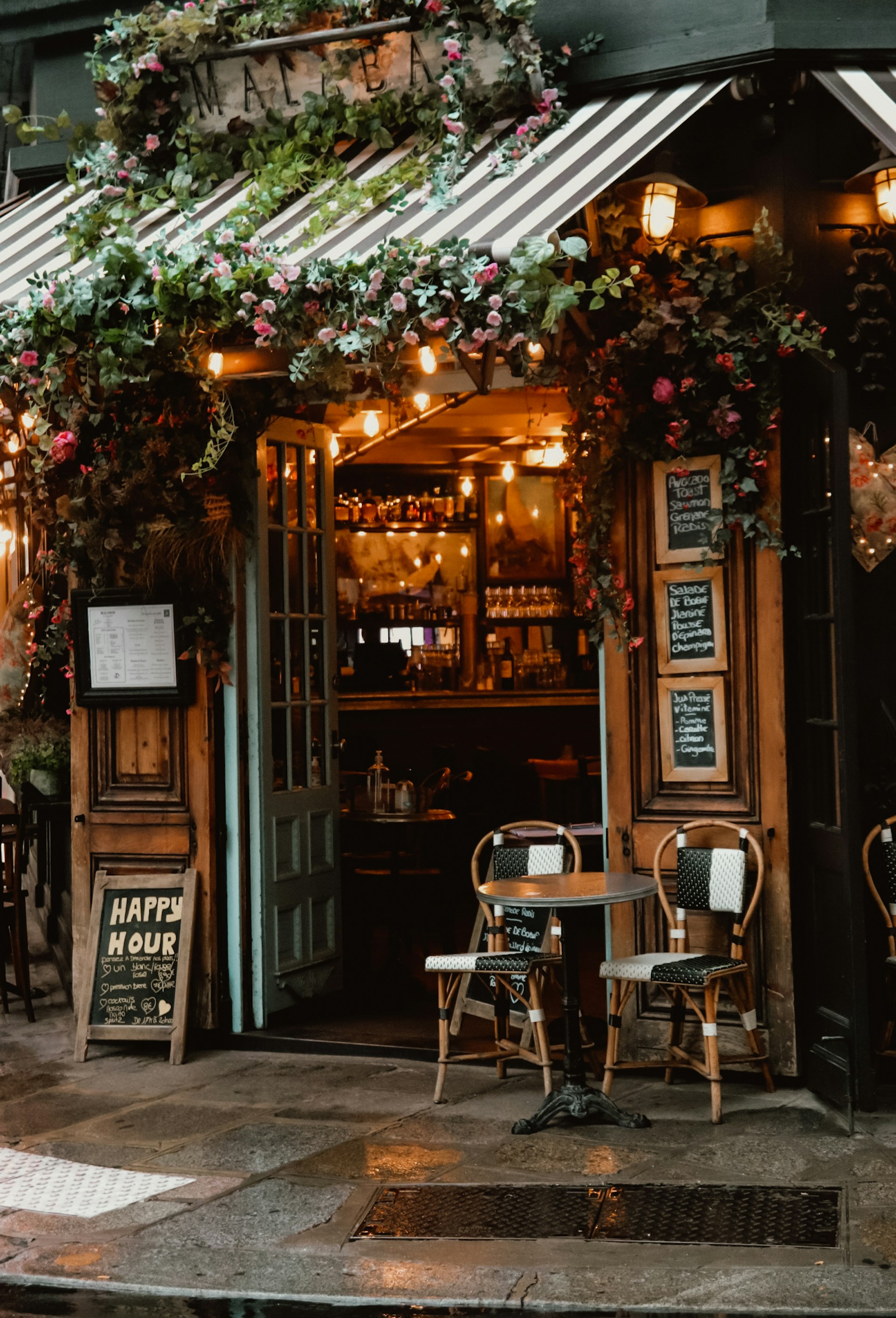 restaurant with lighted string lights