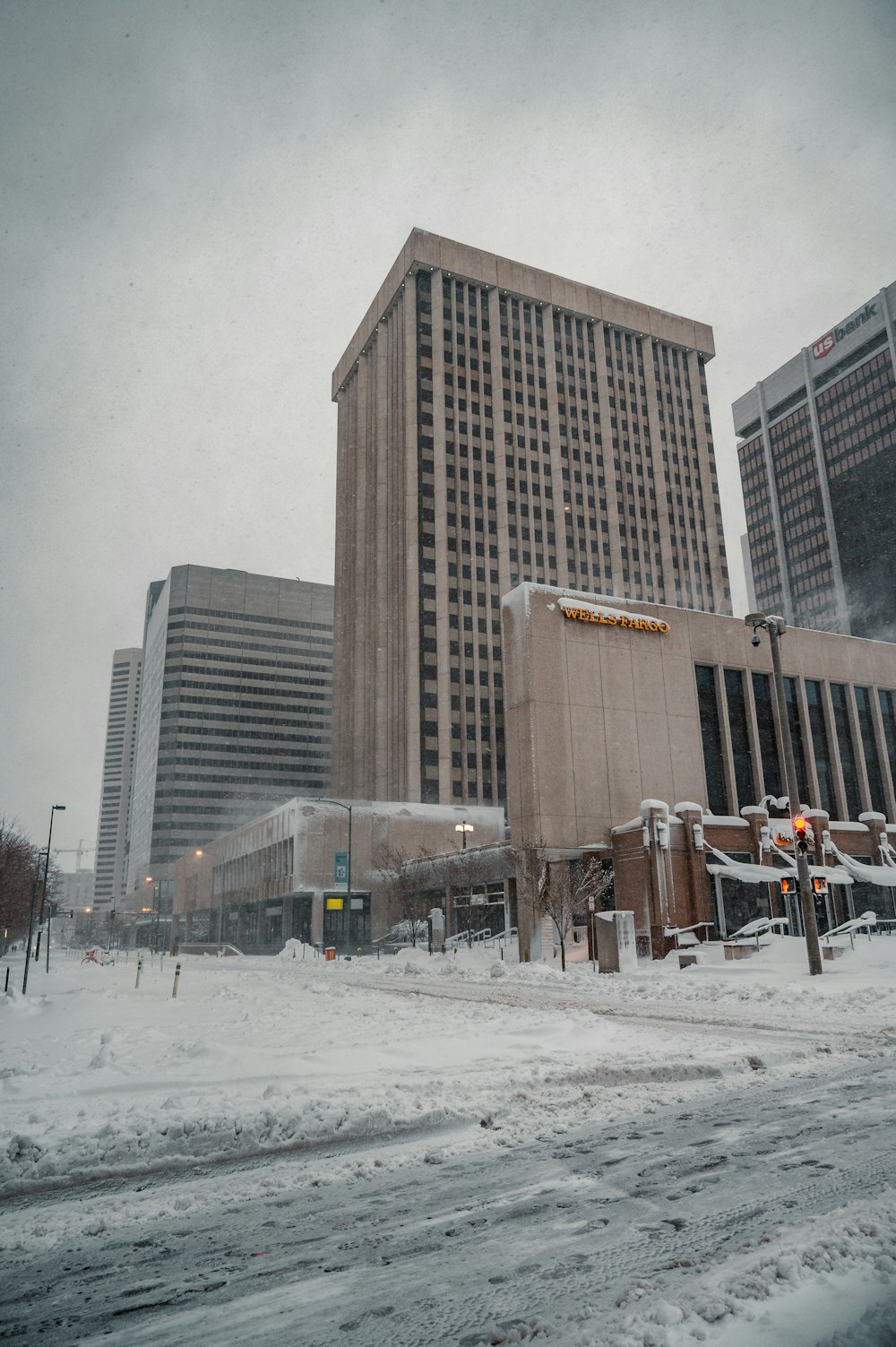 brown concrete building during daytime