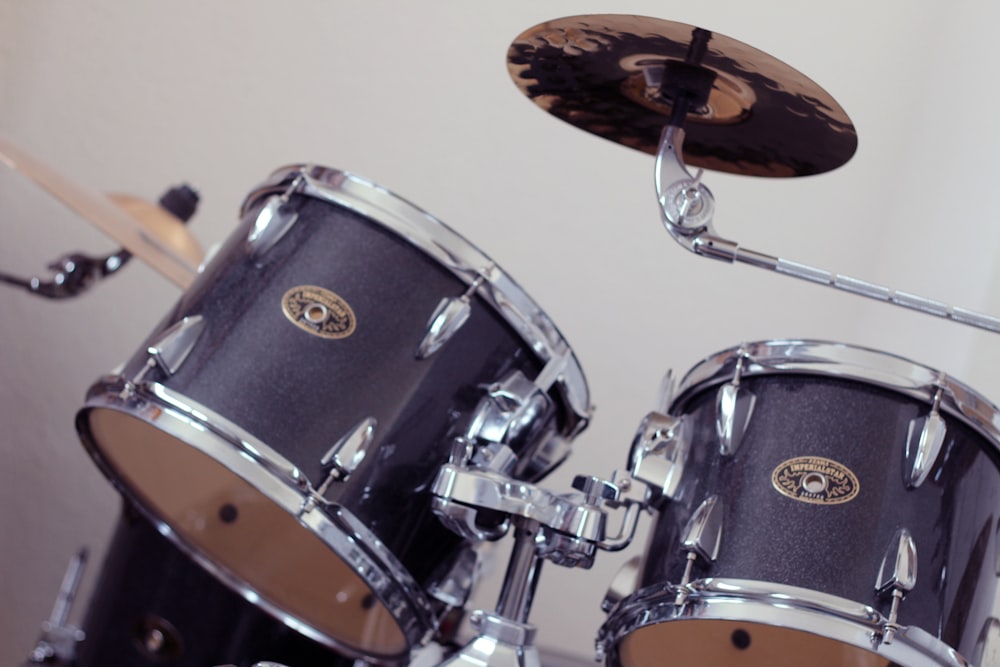 black and silver drum set