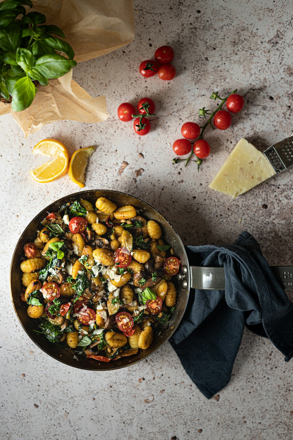 vegetable dish on black round bowl