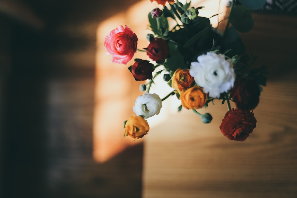 white and red roses bouquet