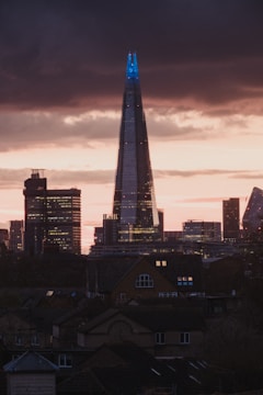 Cityscape of Chihuahua, Mexico at dusk highlighting location.