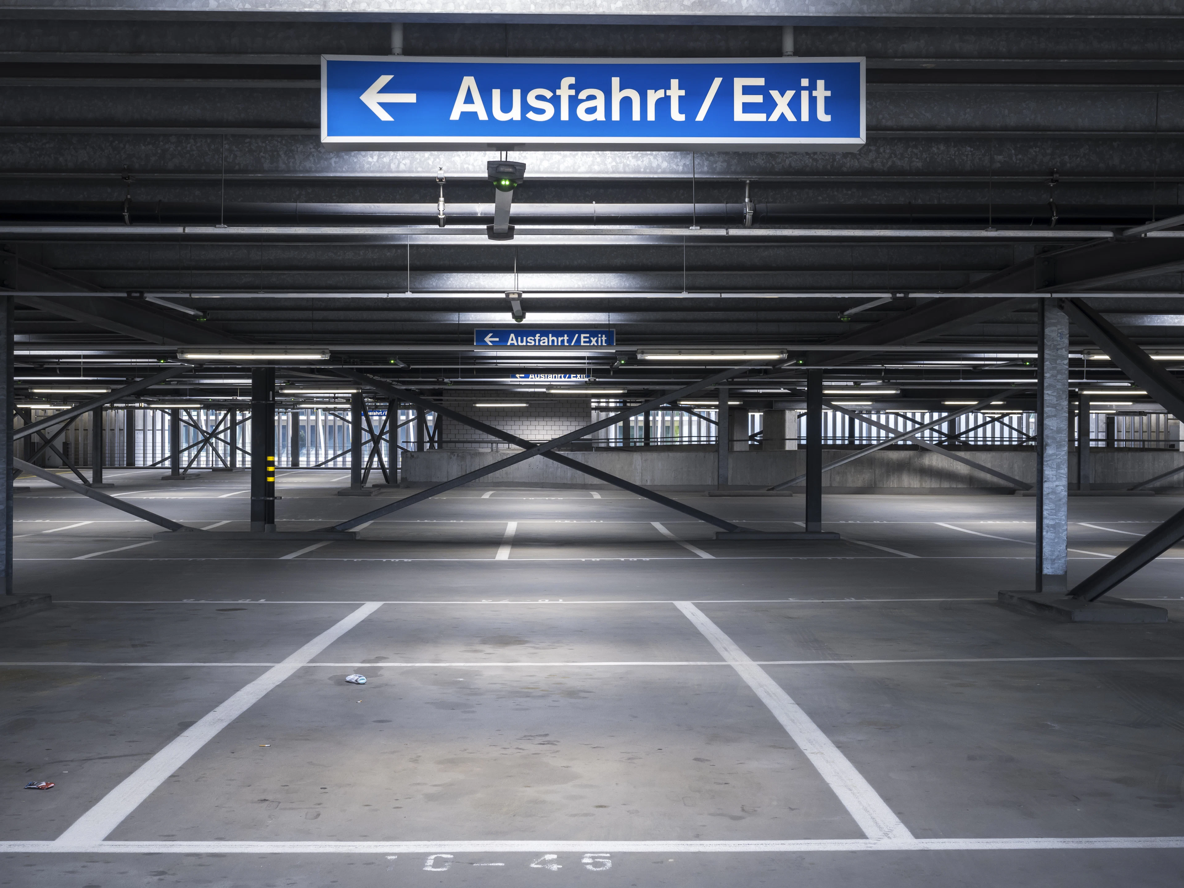 Einstellhallenplatz an der Avenue de Cour, Lausanne