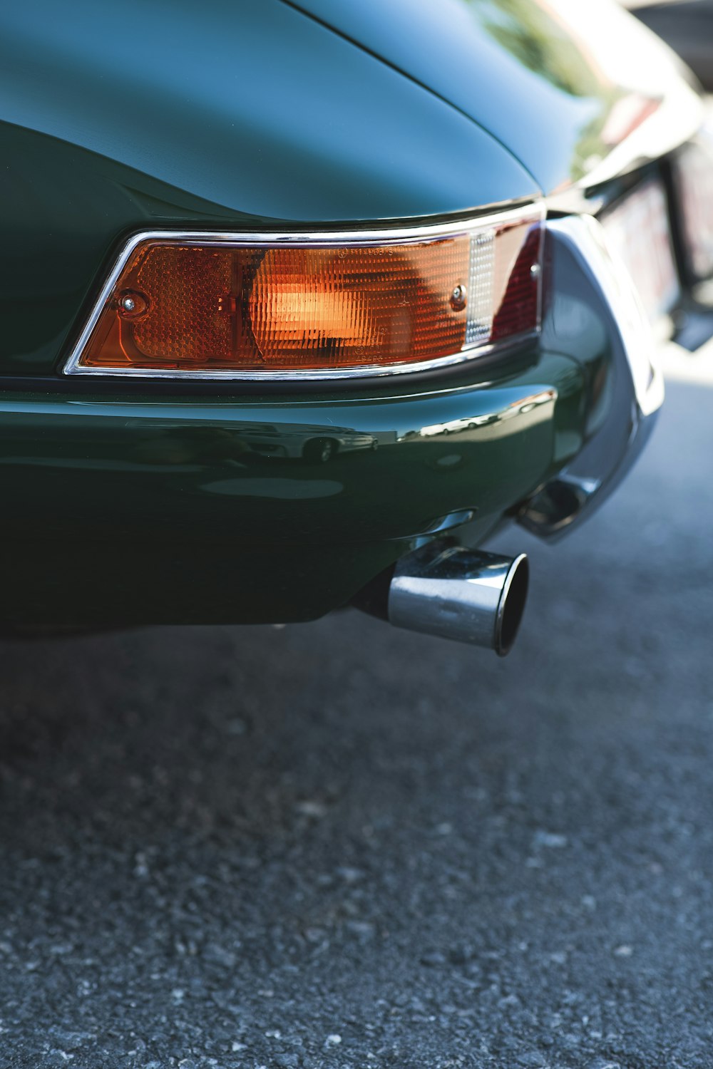 black car with silver headlight