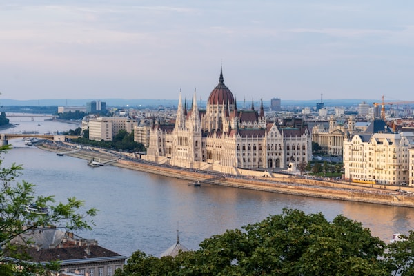 Budapest: Exploring Traditional Eats, Famous Restaurants, and Local Recipes