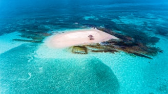 Caribbean ocean, holiday planned by Francesco Margaretini Luxury Travel Villas Weddings Honeymoon