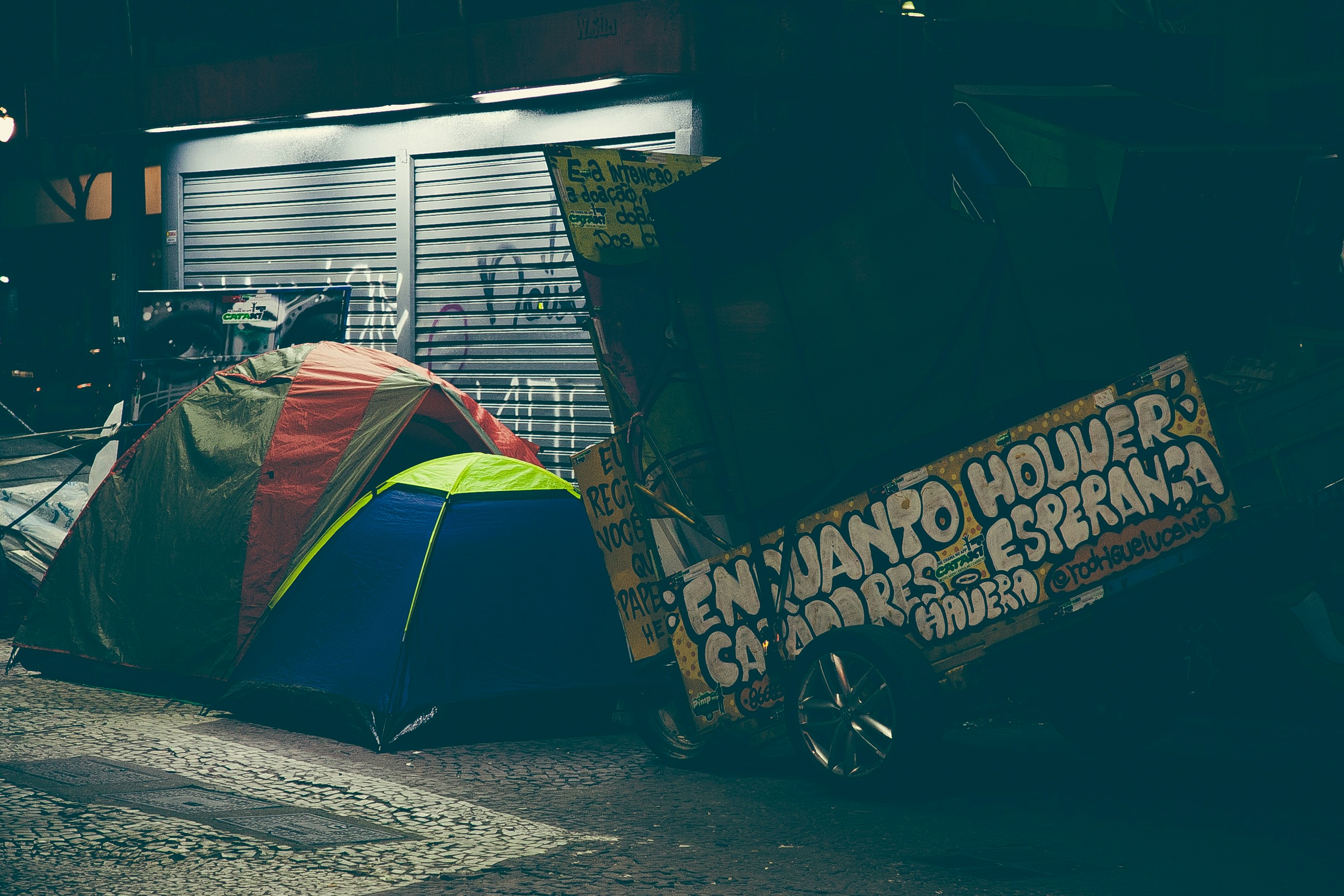 Trump vuole semplificare il ricovero forzato dei senzatetto con problemi di salute mentale