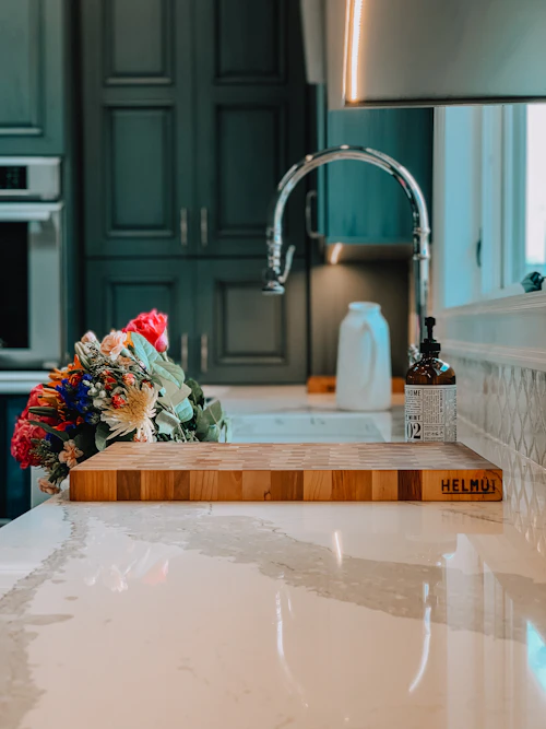 Soft grey marble countertop swatch