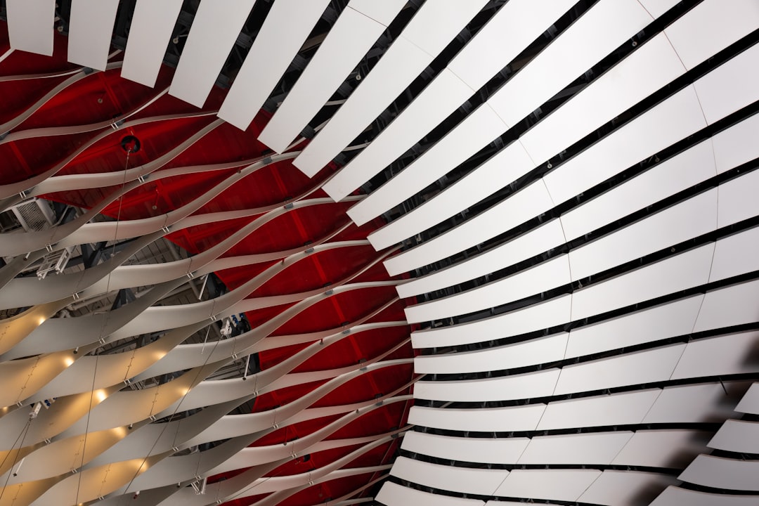 Curving Forms and Natural Materials: 9 Striking Examples of Organic… — Curving Forms and Natural Materials