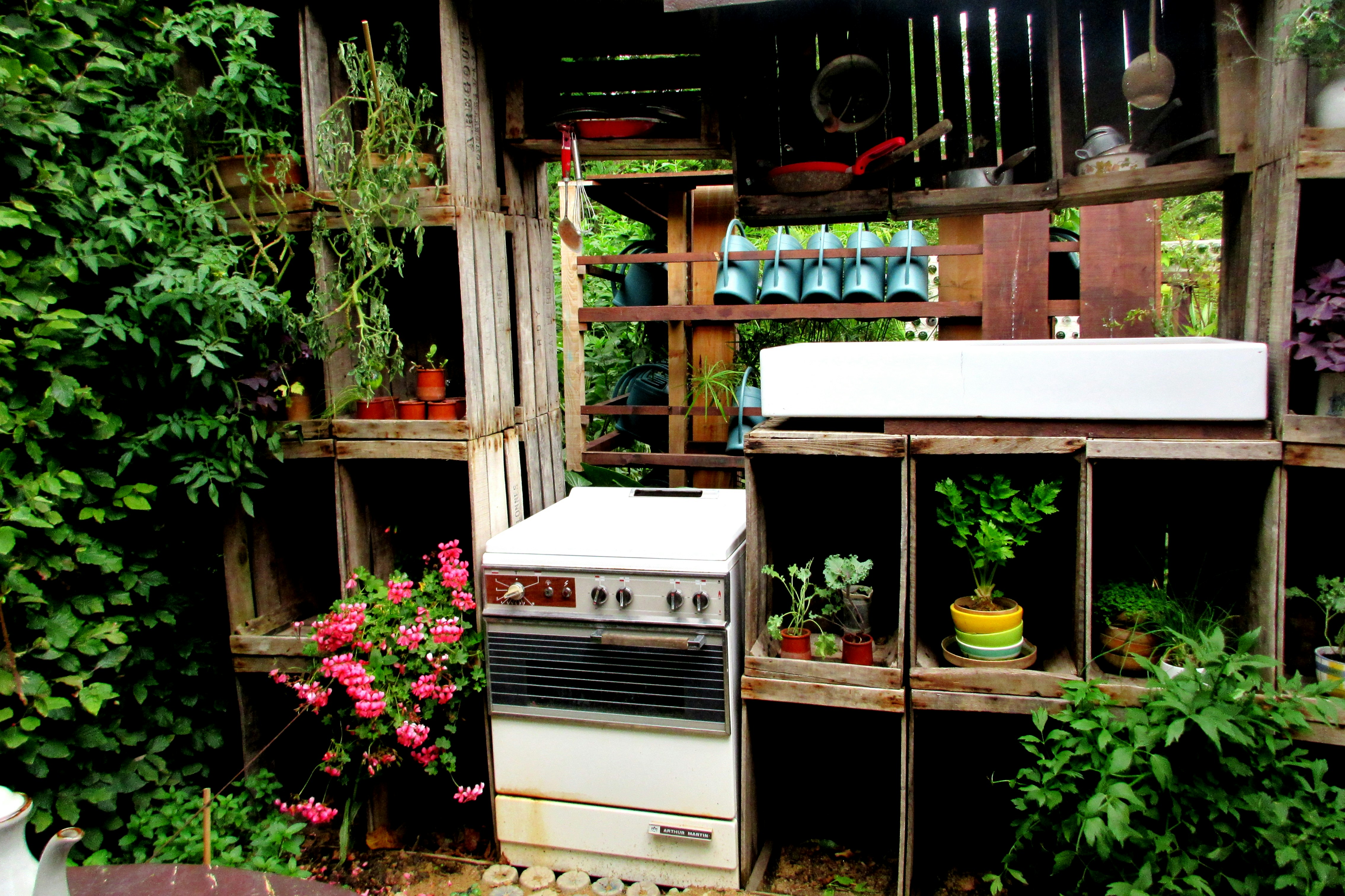 The Rise of Compact Luxury Gardening Appliances for Small Spaces