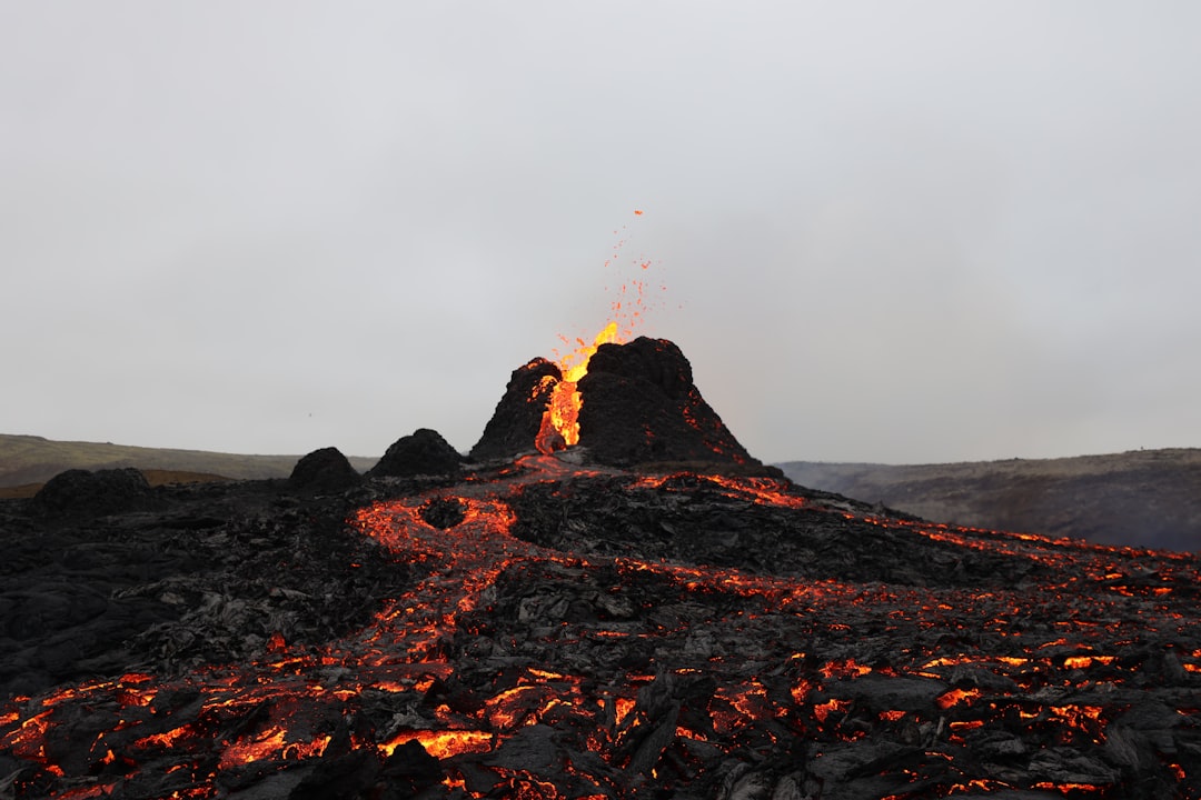 Lava Lovin&#8217;: Chase Iceland&#8217;s Dramatic Fagradalsfjall Volcano Eruption