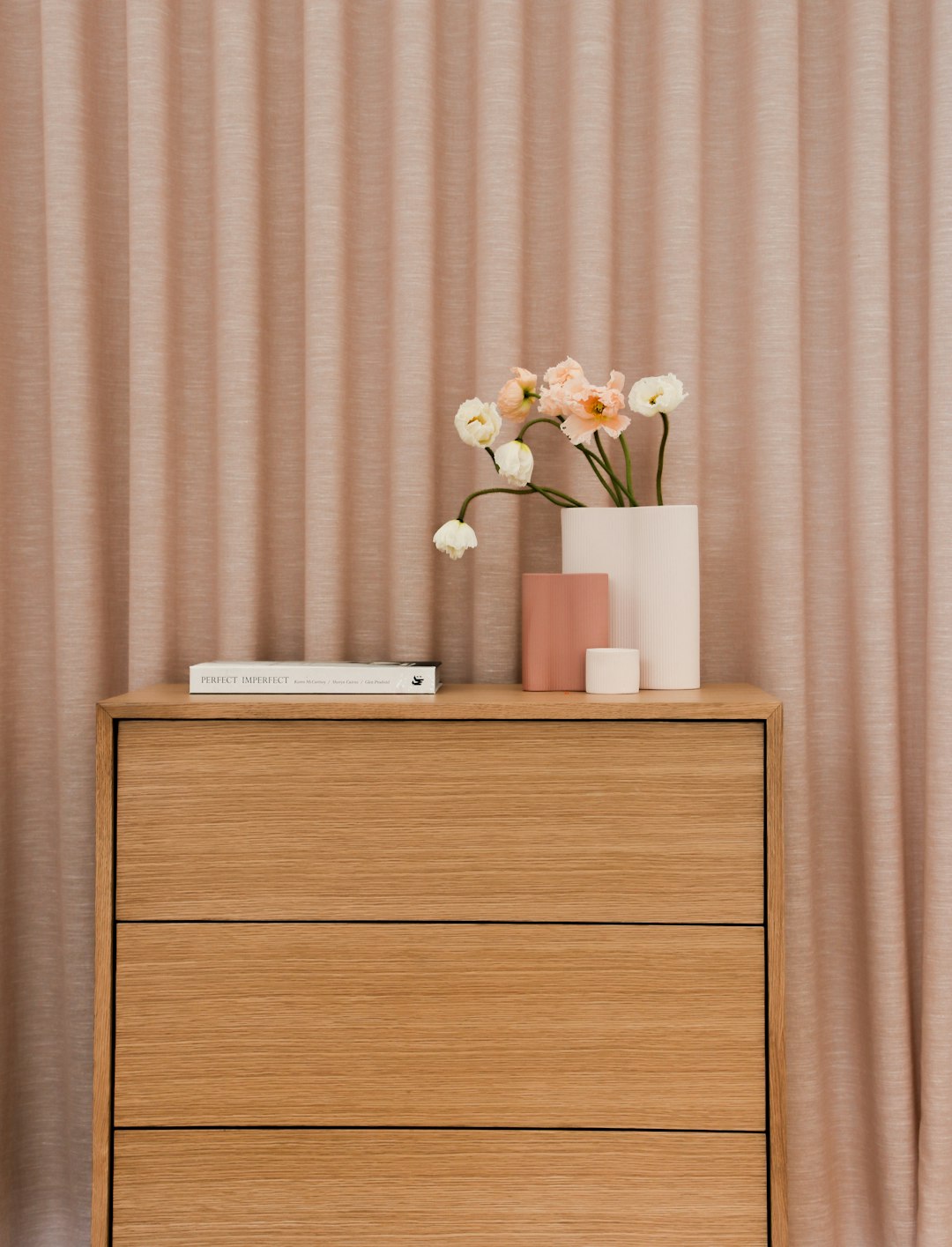 white and brown wooden cabinet