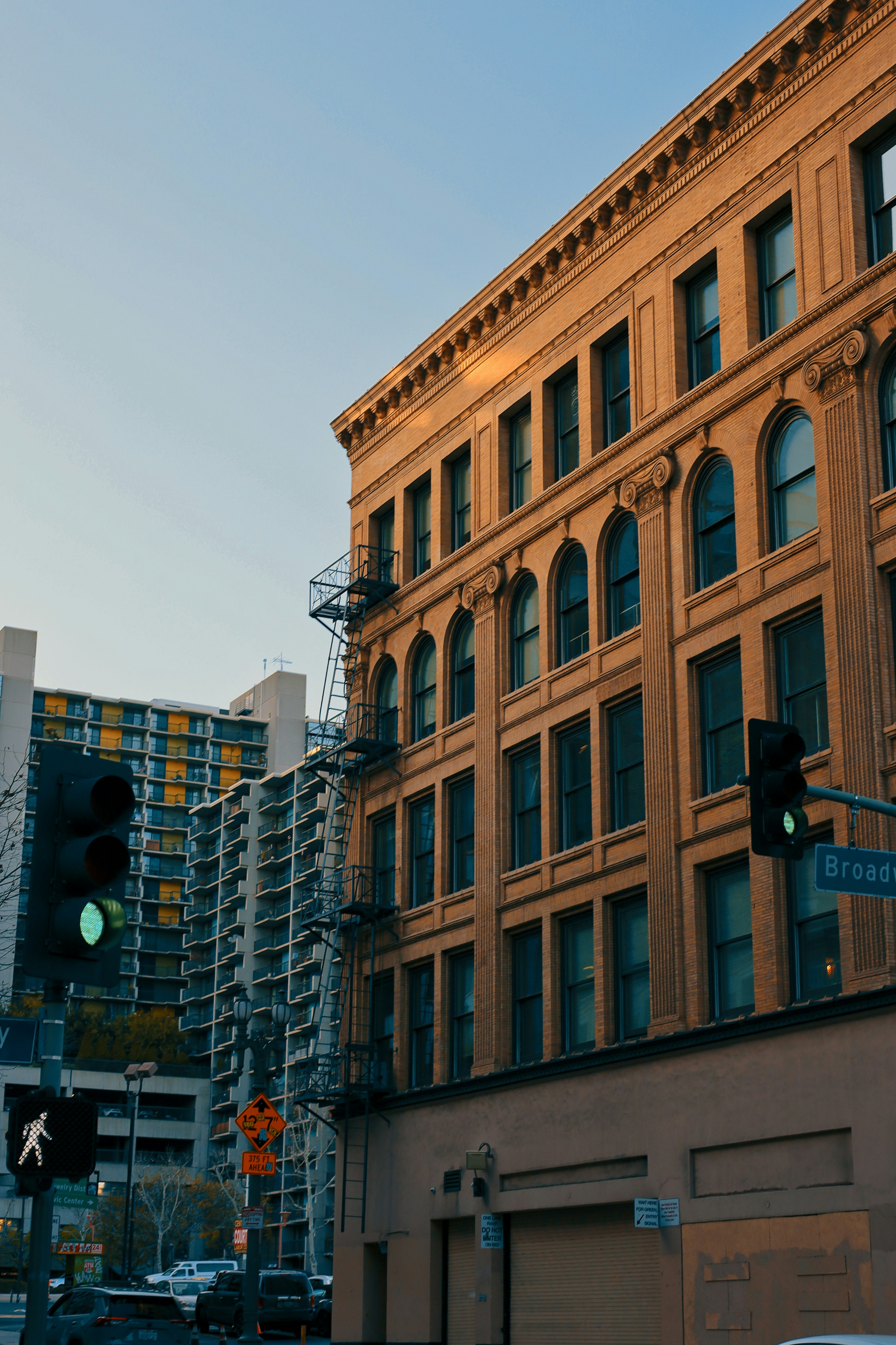 Photo by antsarchives