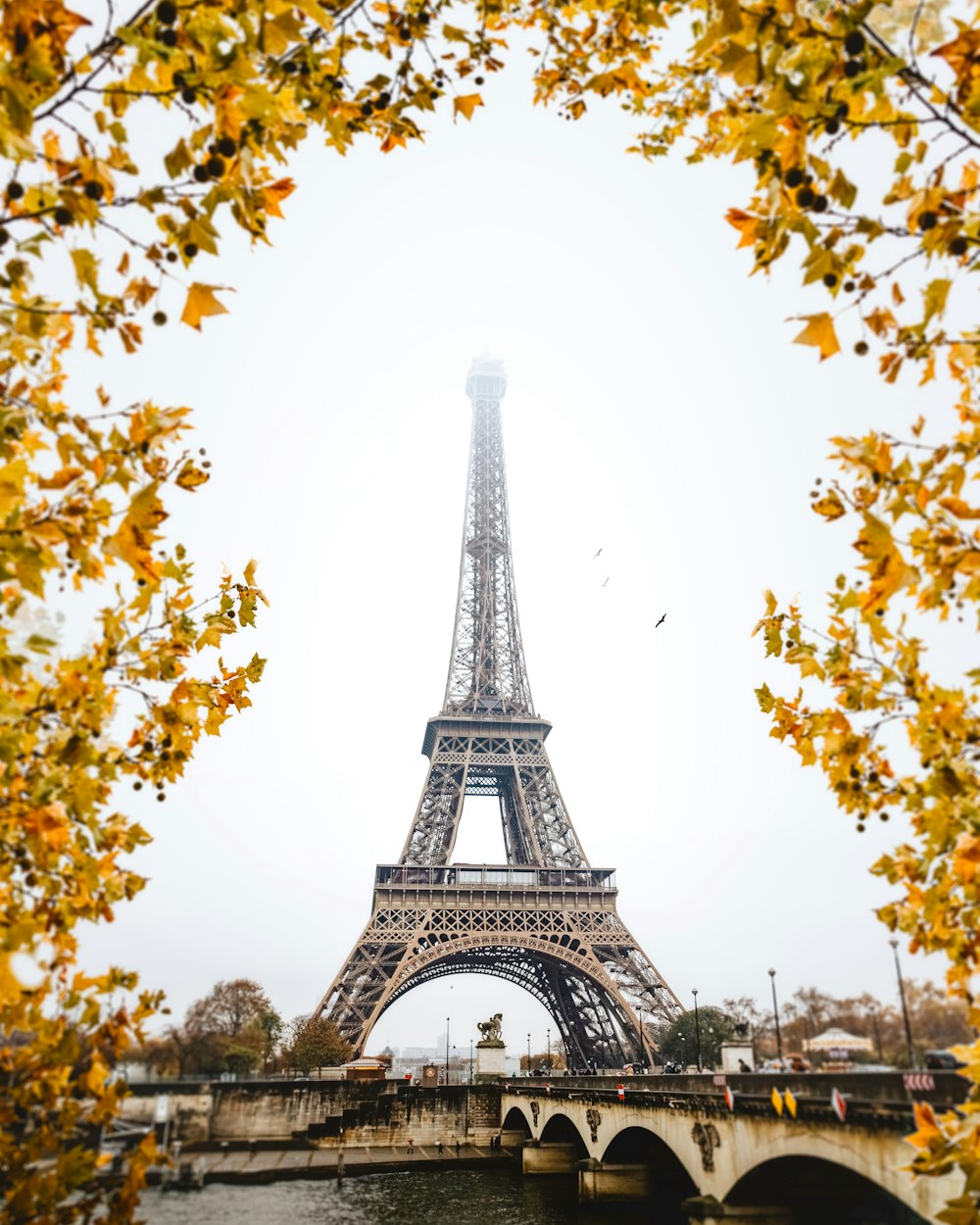 La Tour Eiffel à Paris pendant la journée