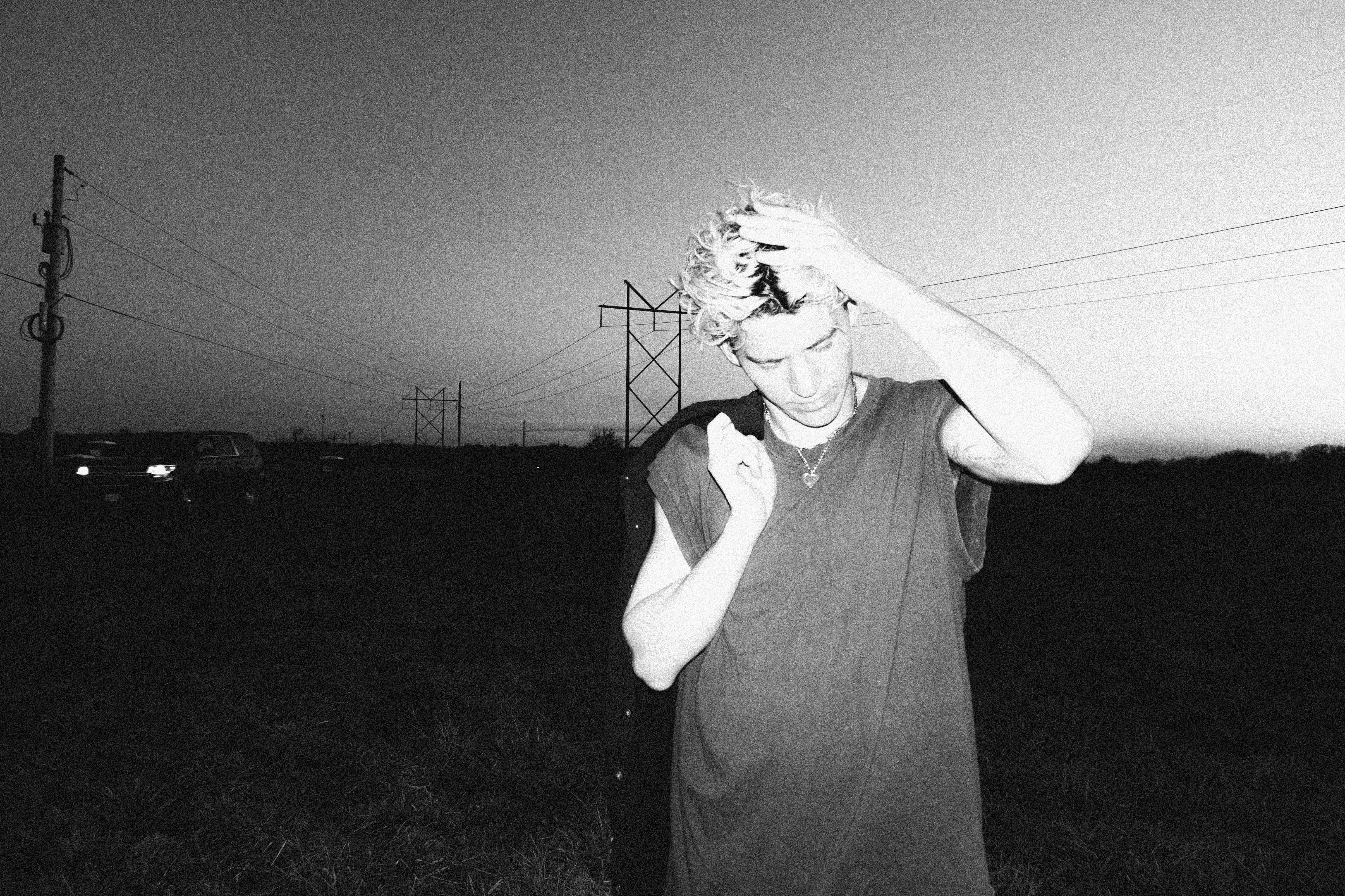 Photo by lowmurmer