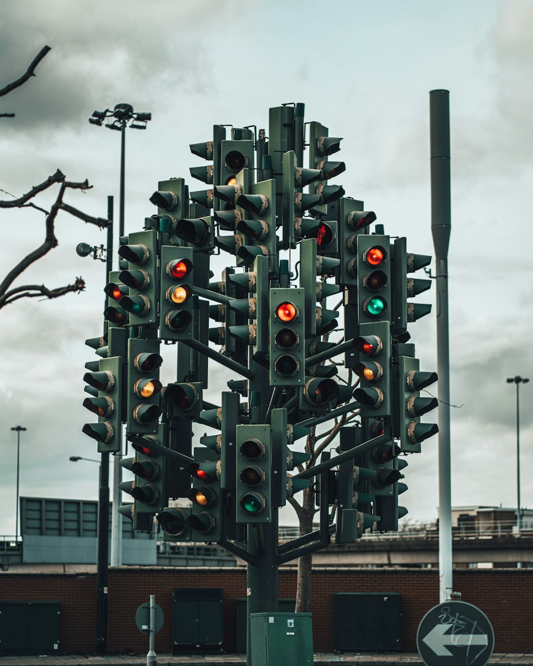 traffic light on green light during daytime