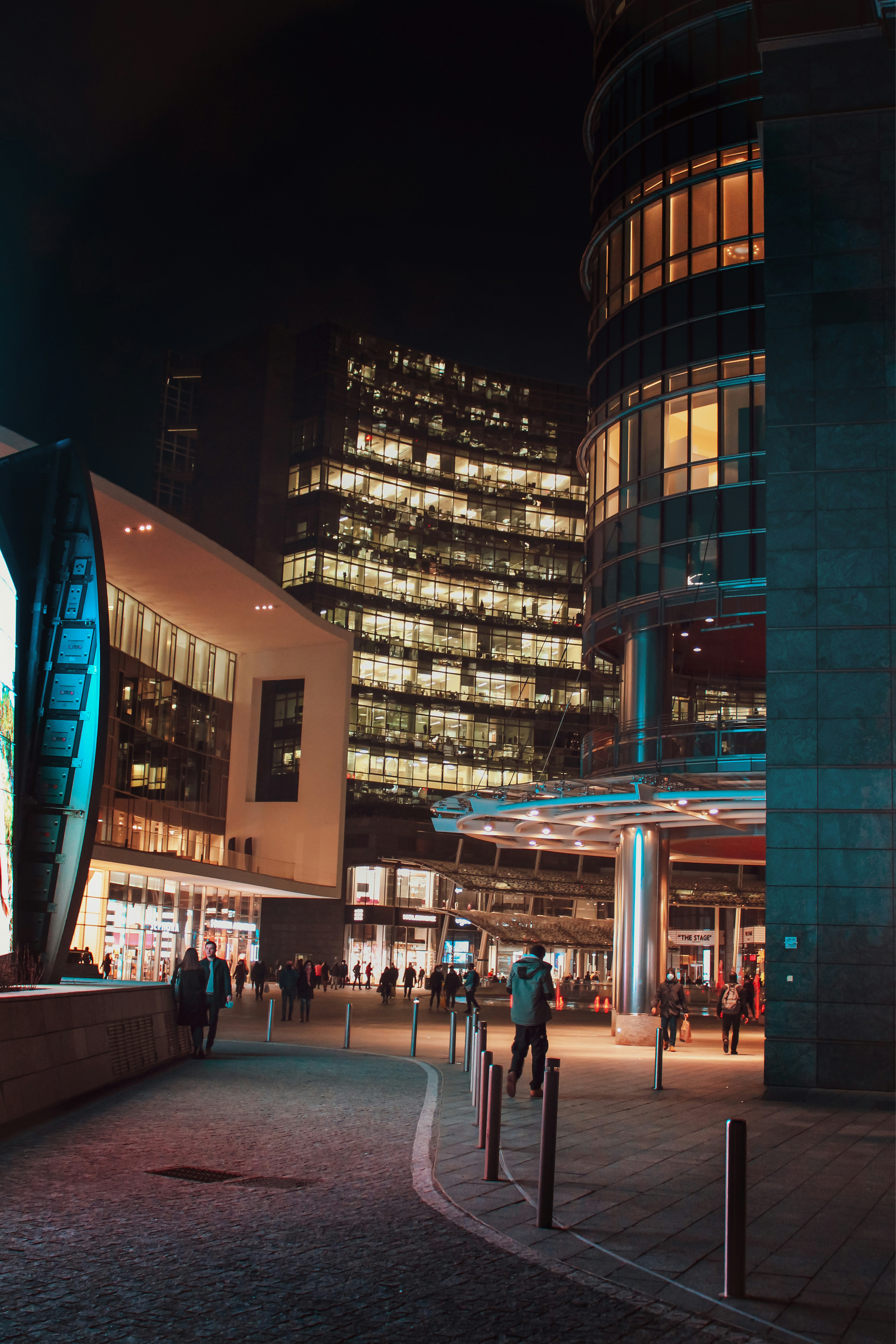 Photo by shobhamagdalaporta